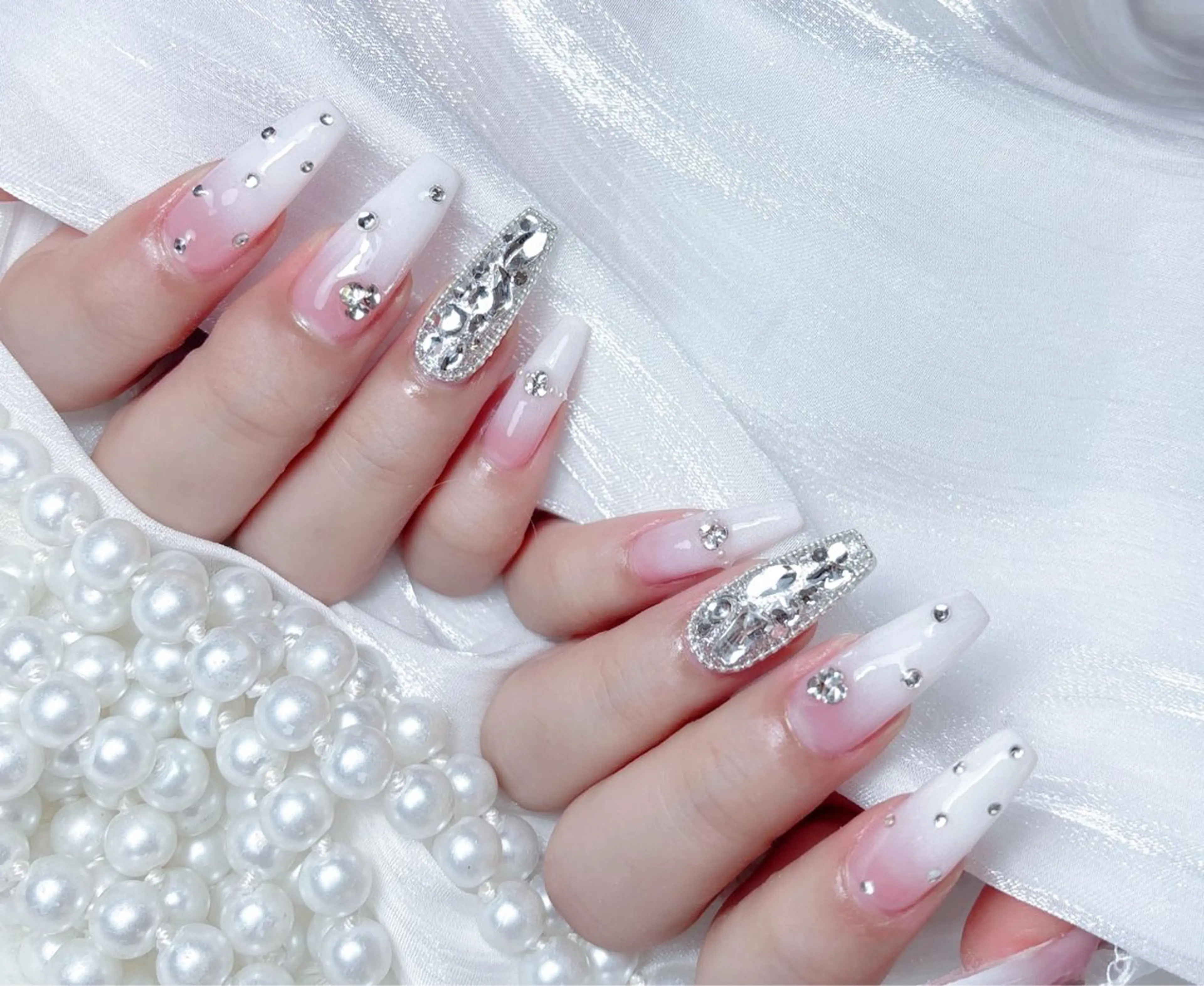 ネイル ハンドネイル M🌷nail 長さだし専門店のネイルデザイン