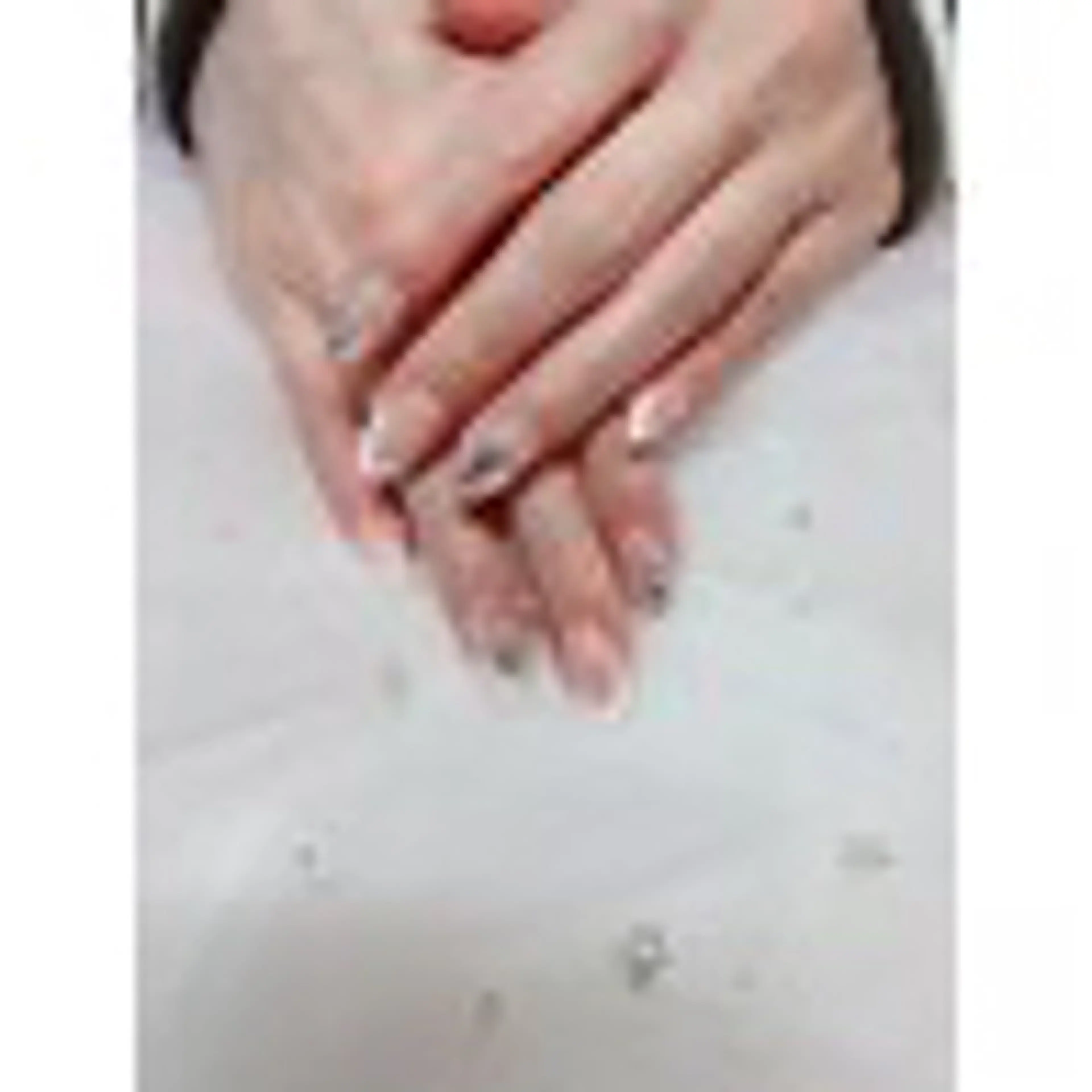 ネイル S nail salon所属・Vi Viネイル サロンのマツエク・マツパデザイン
