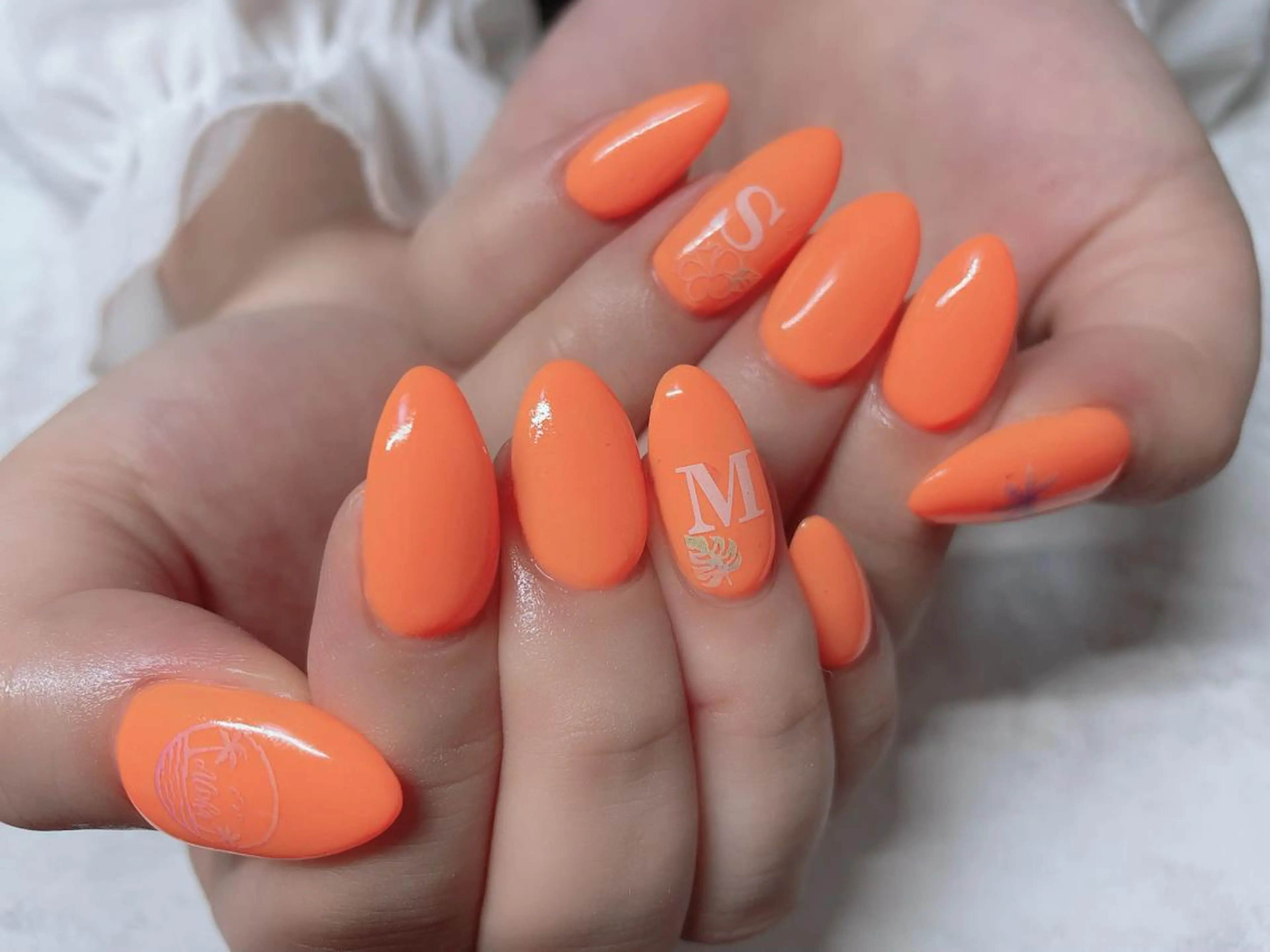 ネイル アートネイル フットネイル キラキラネイル ニュアンスネイル オフィスネイル nail happiness.のネイルデザイン