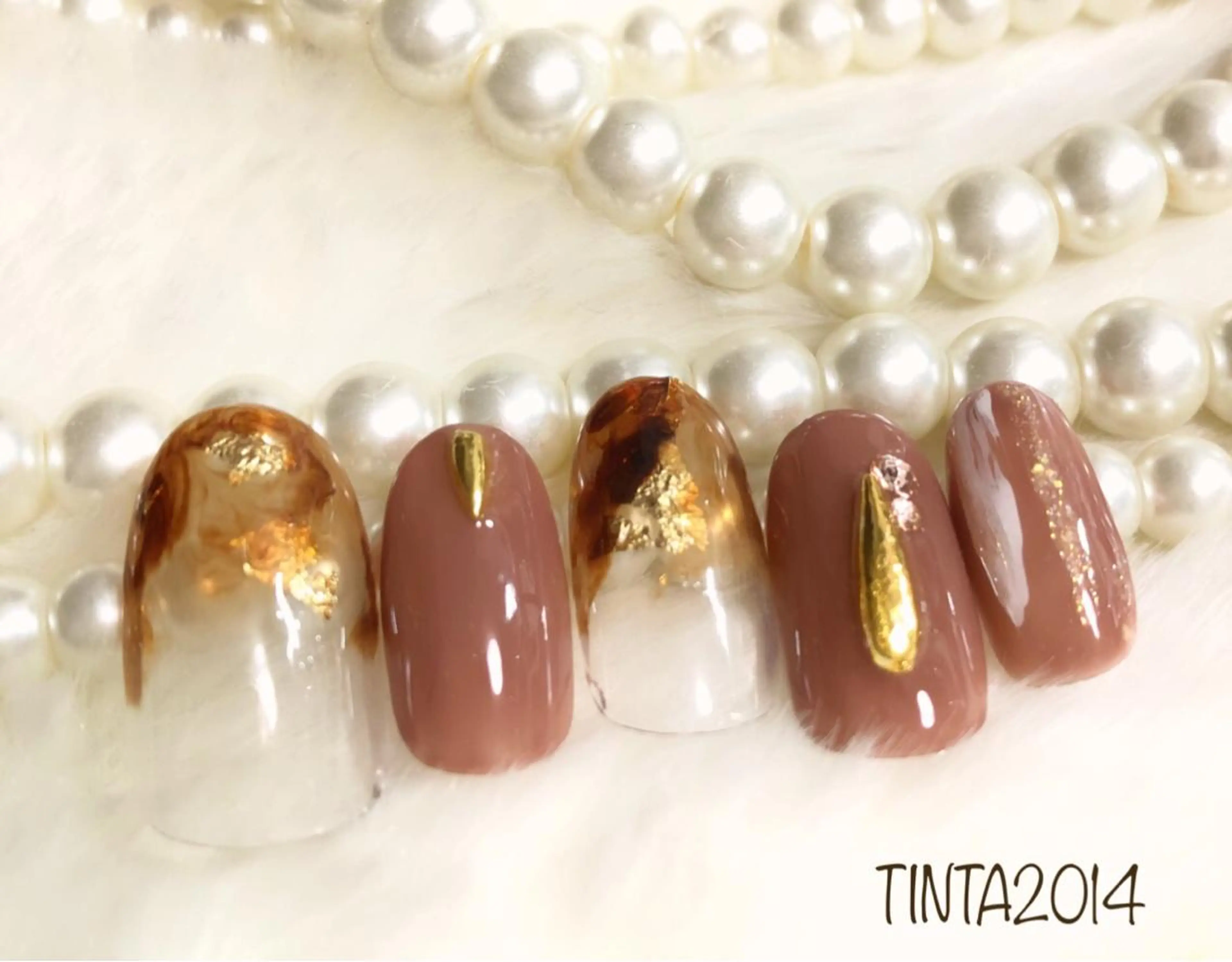 ネイル ブラウン ニュアンスネイル ピンク ネイルサロン ティンタ所属・馬場 典子のネイルデザイン