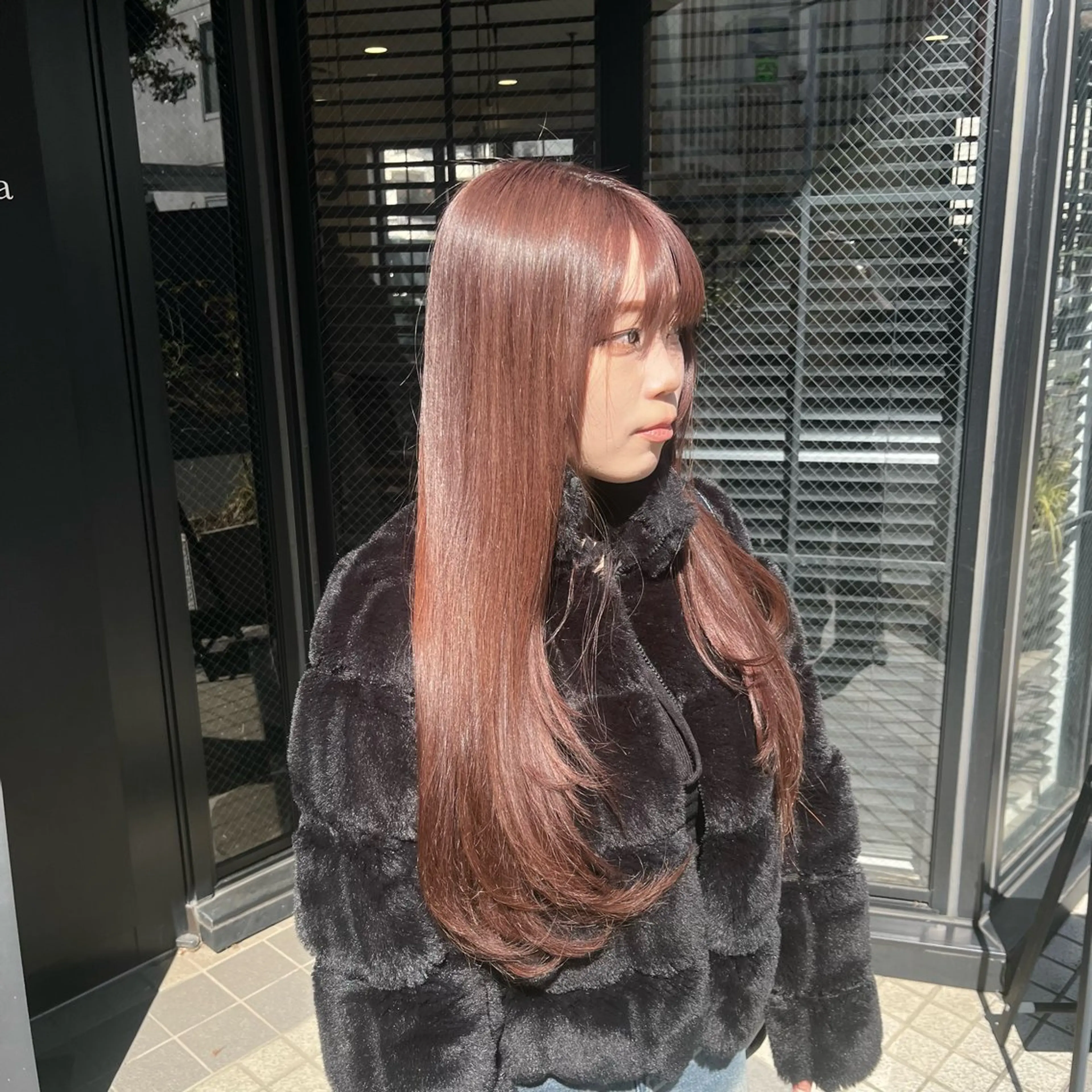 ロング ナミ🩶暗髪/暖色 ❤️/透明感/縮毛のヘアスタイル