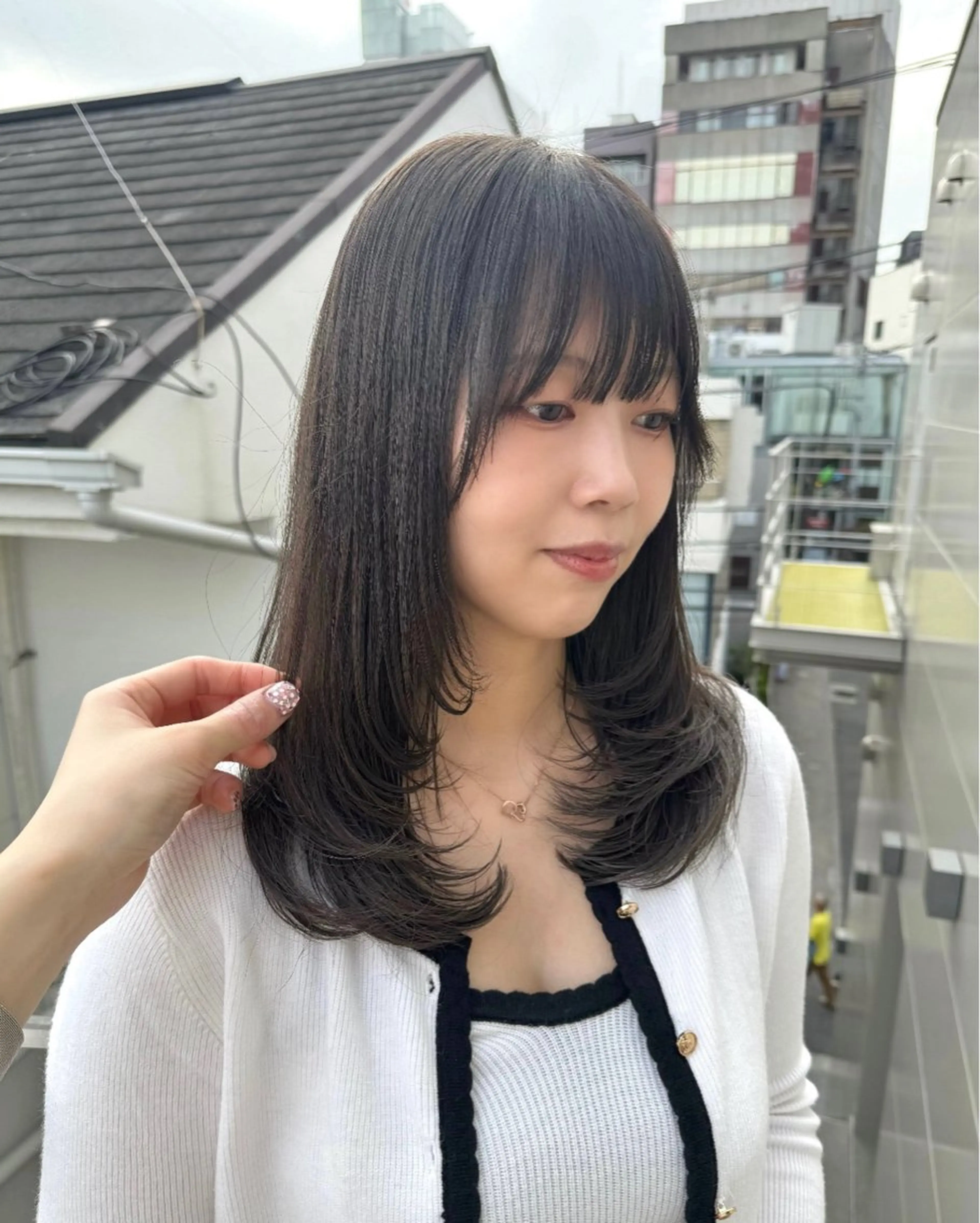 セミロング カラー ayaka♡ 柔らかカラーのヘアスタイル