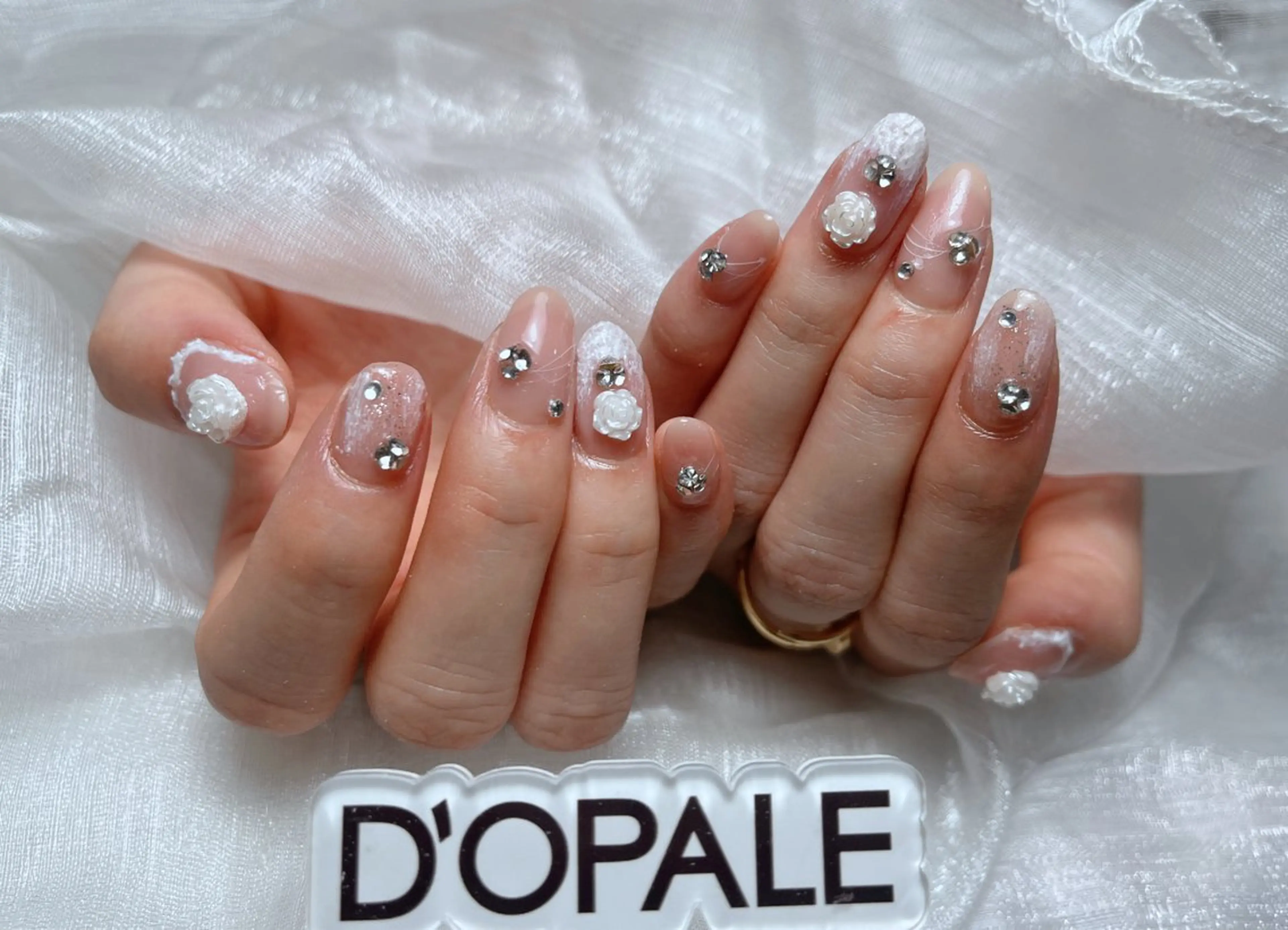 ネイル DOPALE、もも 彦奇のネイルデザイン