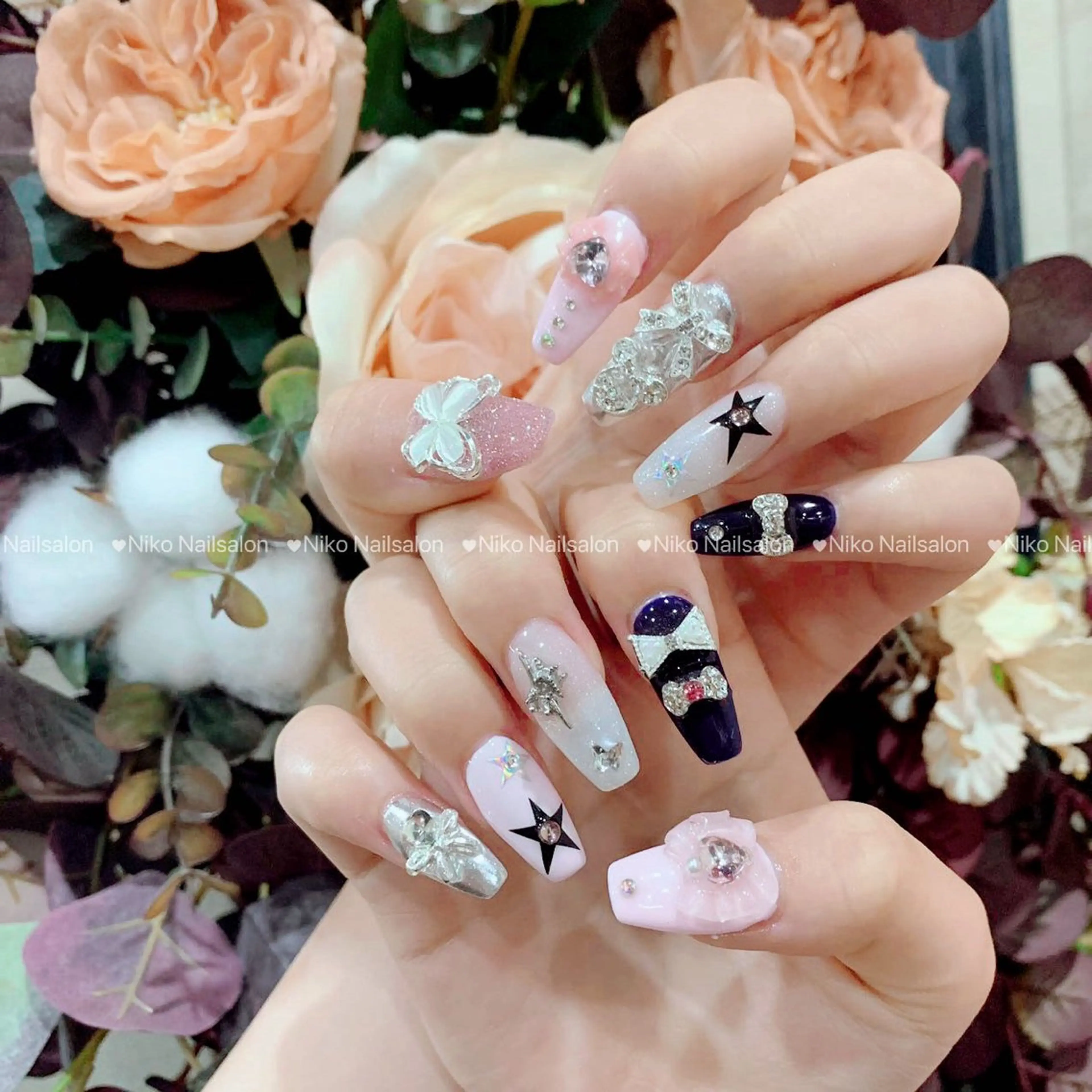 ネイル チークネイル 長さ出し フラッシュネイル フットネイル フレンチネイル ハンドネイル Nikoネイルサロン 上野店のネイルデザイン