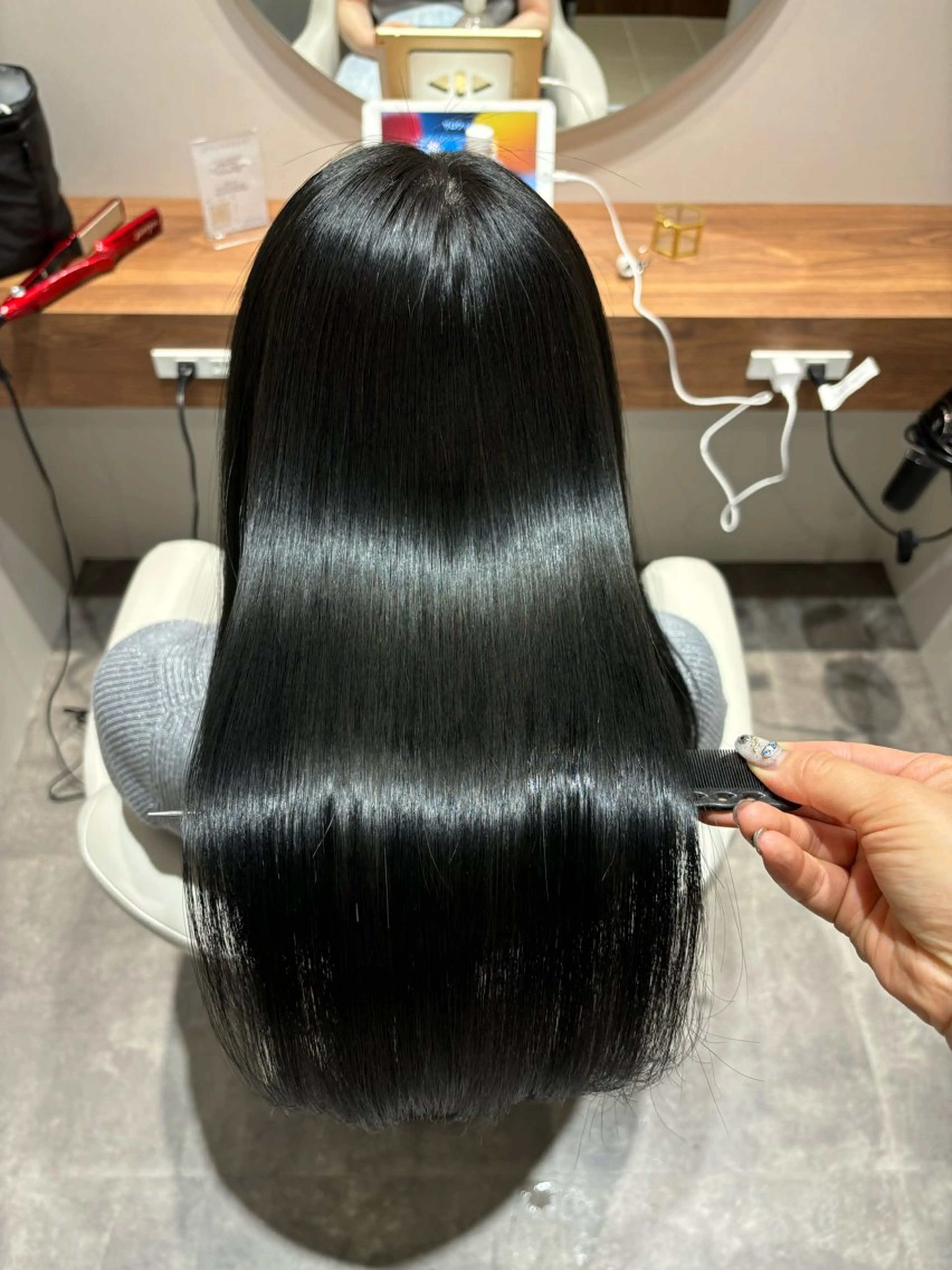 ロング ヘアカラー トリートメント 髪質改善 🤍erikaのヘアスタイル