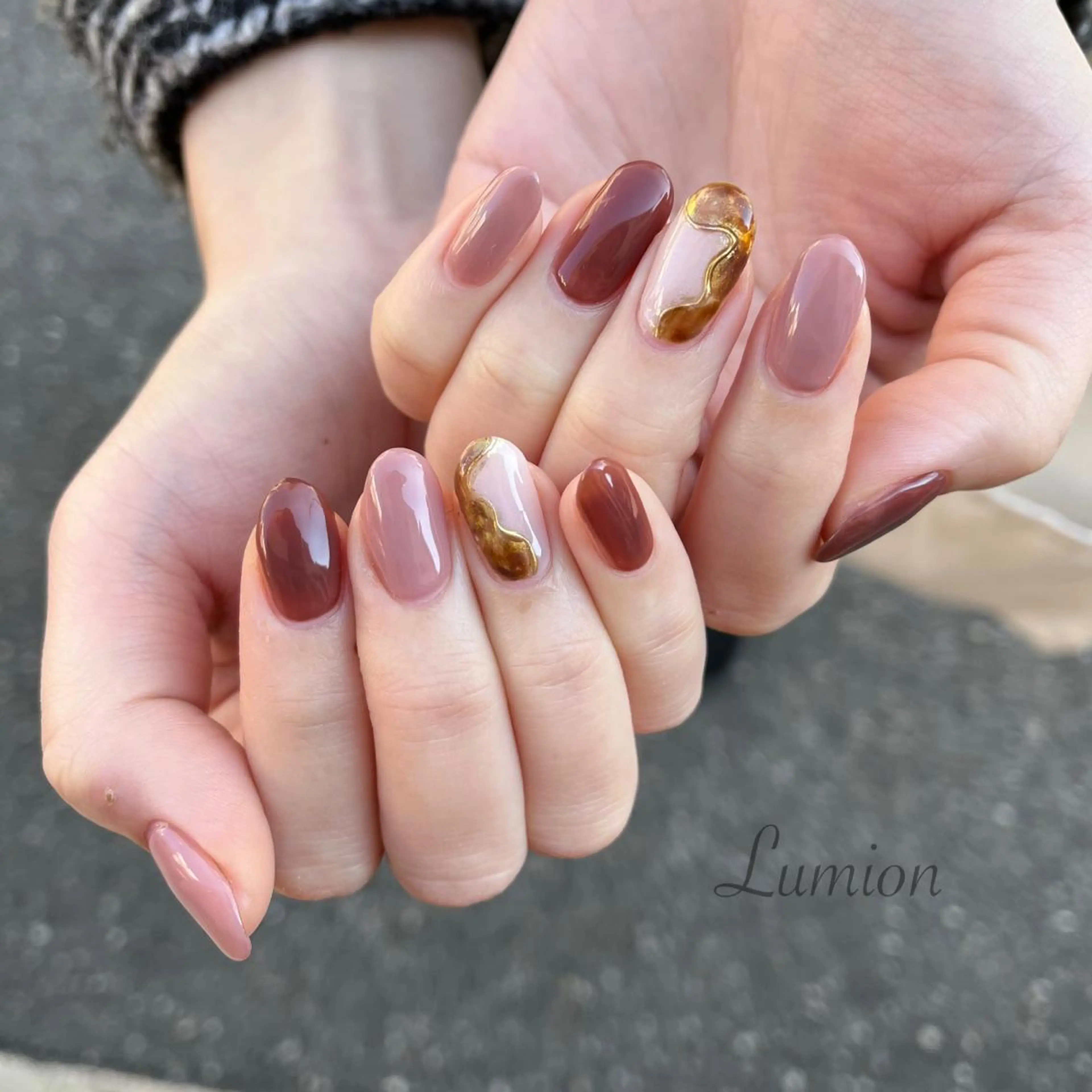 ネイル べっ甲ネイル ハンドネイル 菊地 美沙斗のネイルデザイン