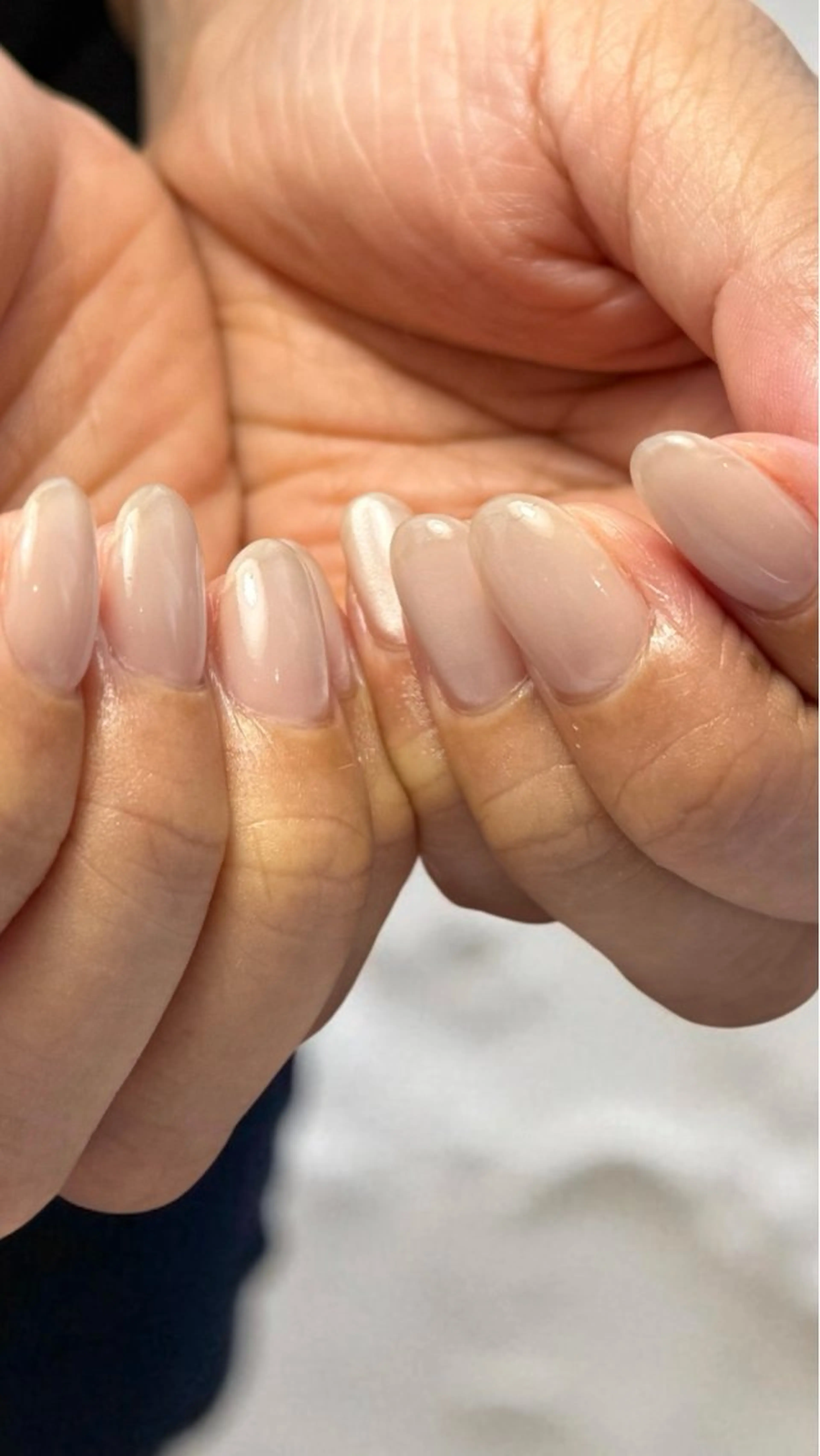 ネイル ジェルネイル ハードジェル ハンドネイル ハンドケア nail salon　Natural Cure所属・平井 彩香のネイルデザイン