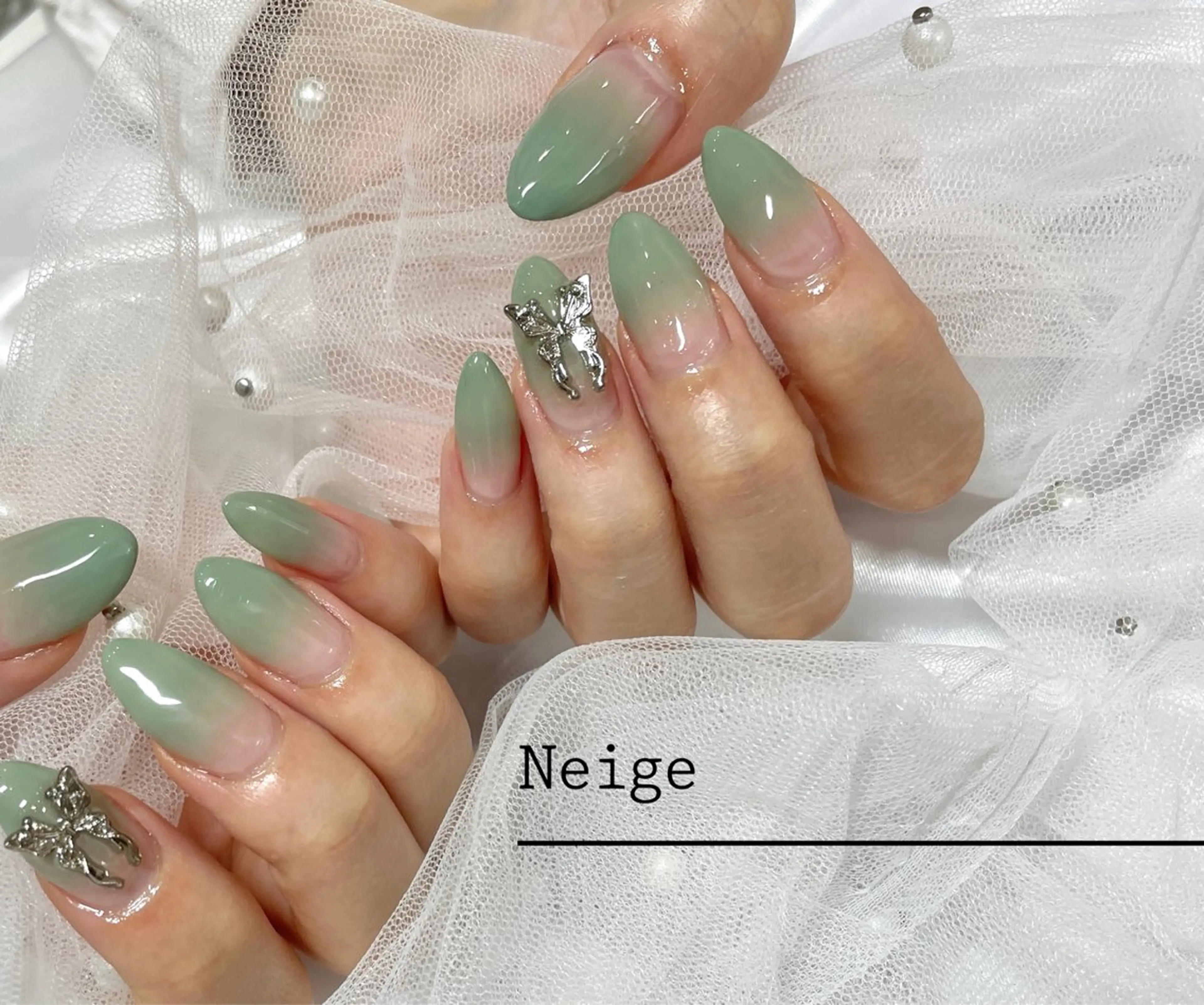 ネイル Neige所属・Neige 𓂃 aiのネイルデザイン