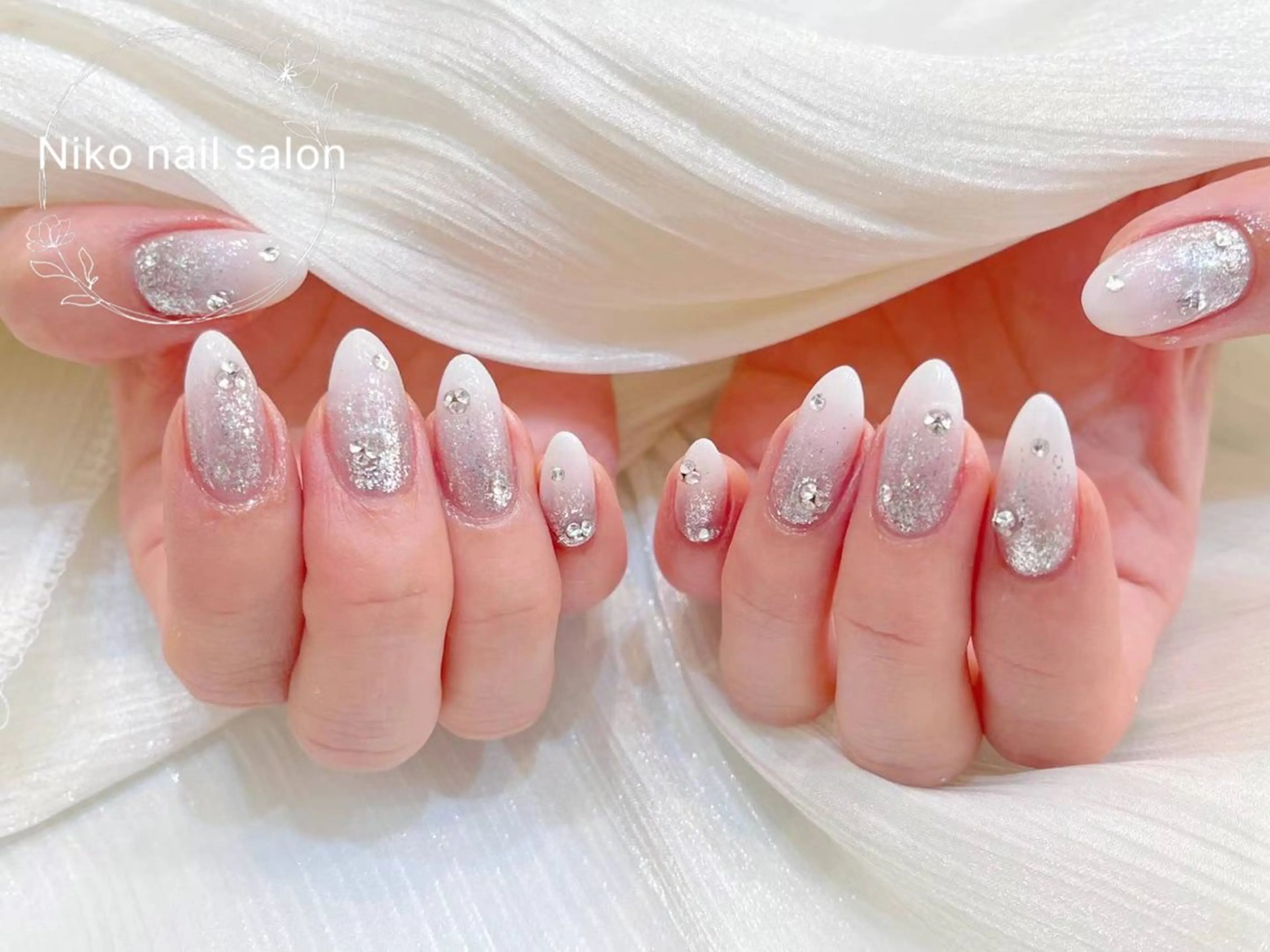 ネイル 長さ出し フットネイル フレンチネイル ジェルネイル 韓国ネイル Niko nailサロンのネイルデザイン
