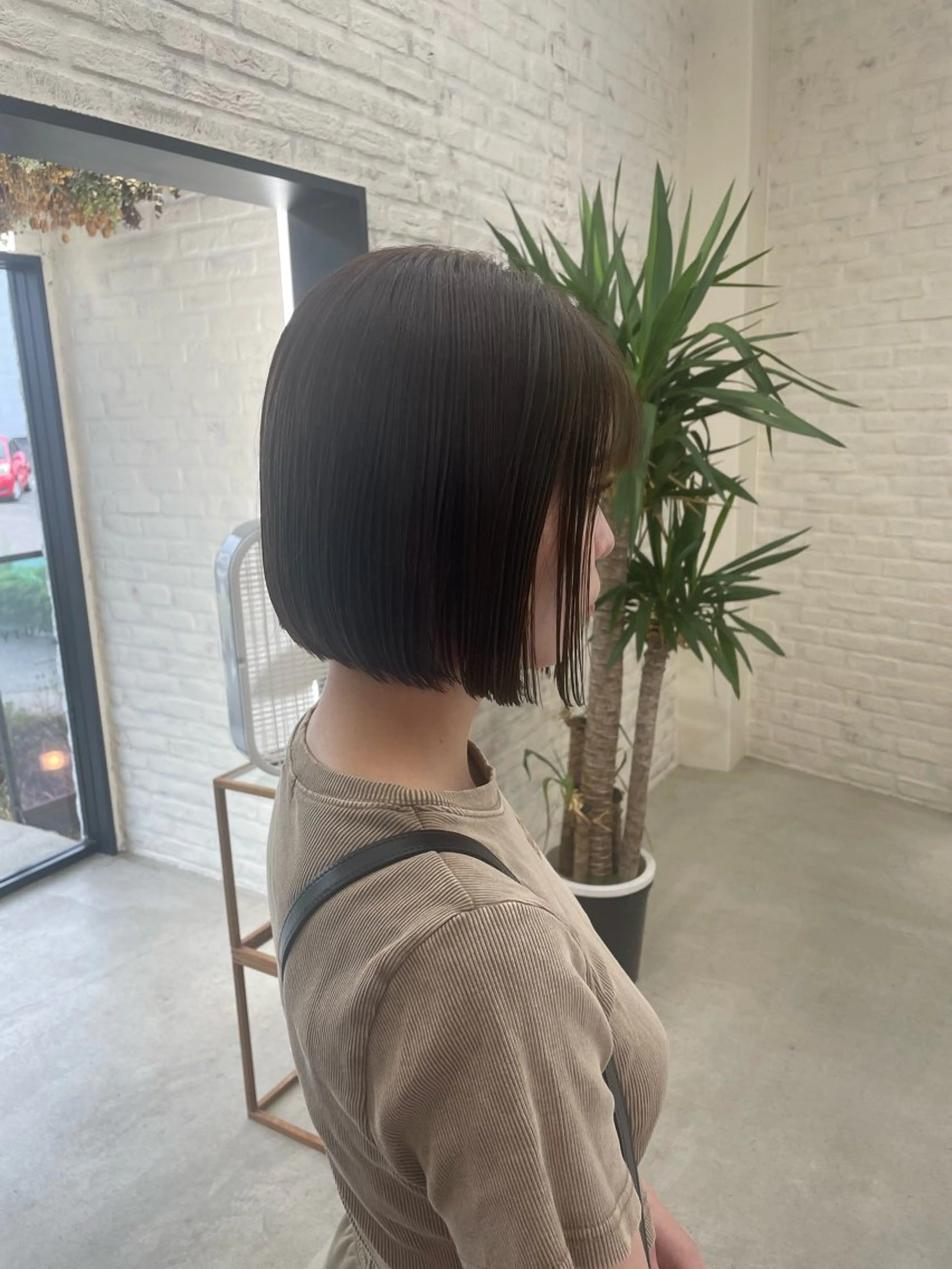 ショート 切りっぱなしボブ ボブ カット ヘアカラー テラダ ユウシンのヘアスタイル
