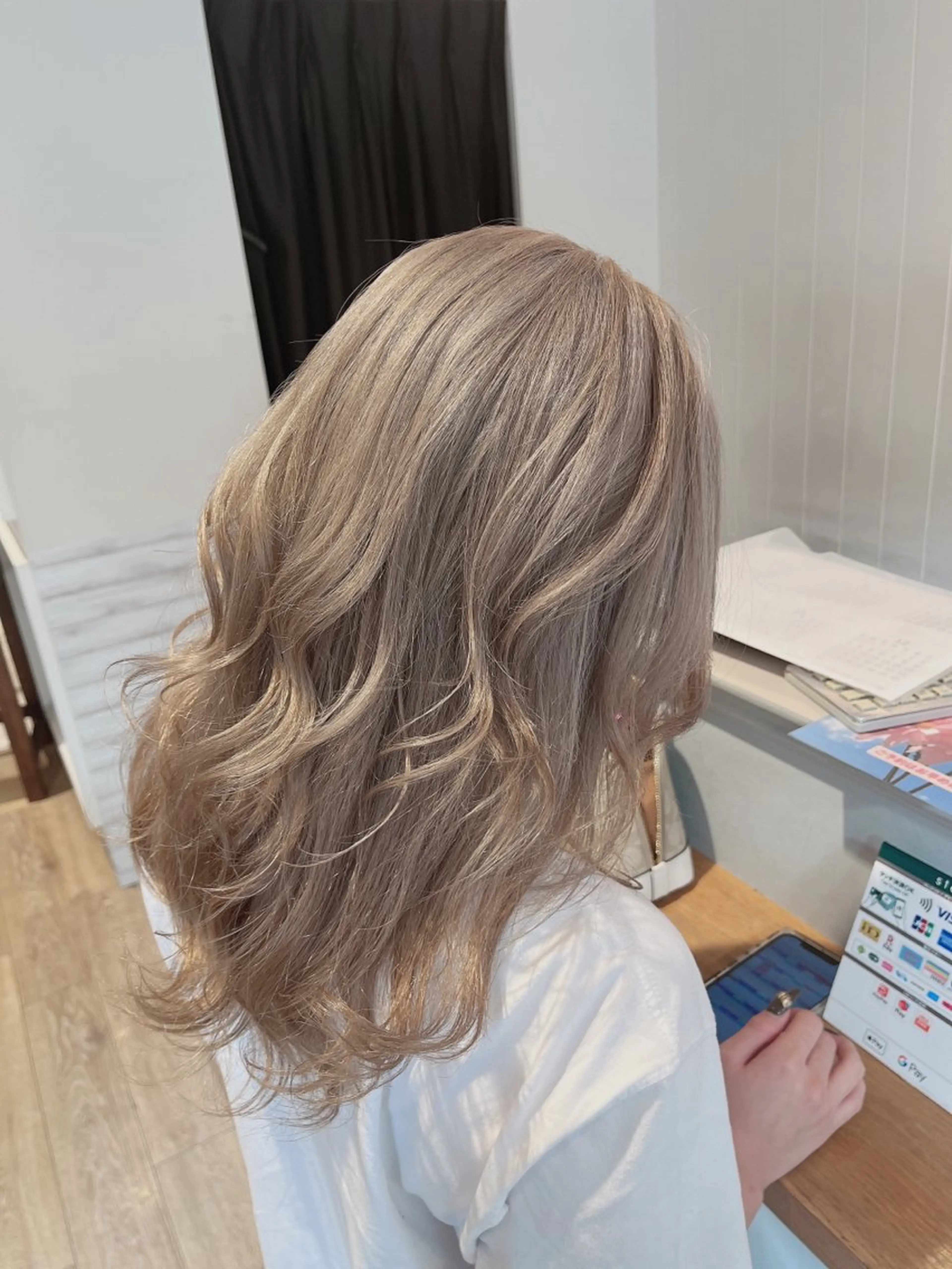 カラー ブリーチ 全国認定講師 高久のヘアスタイル