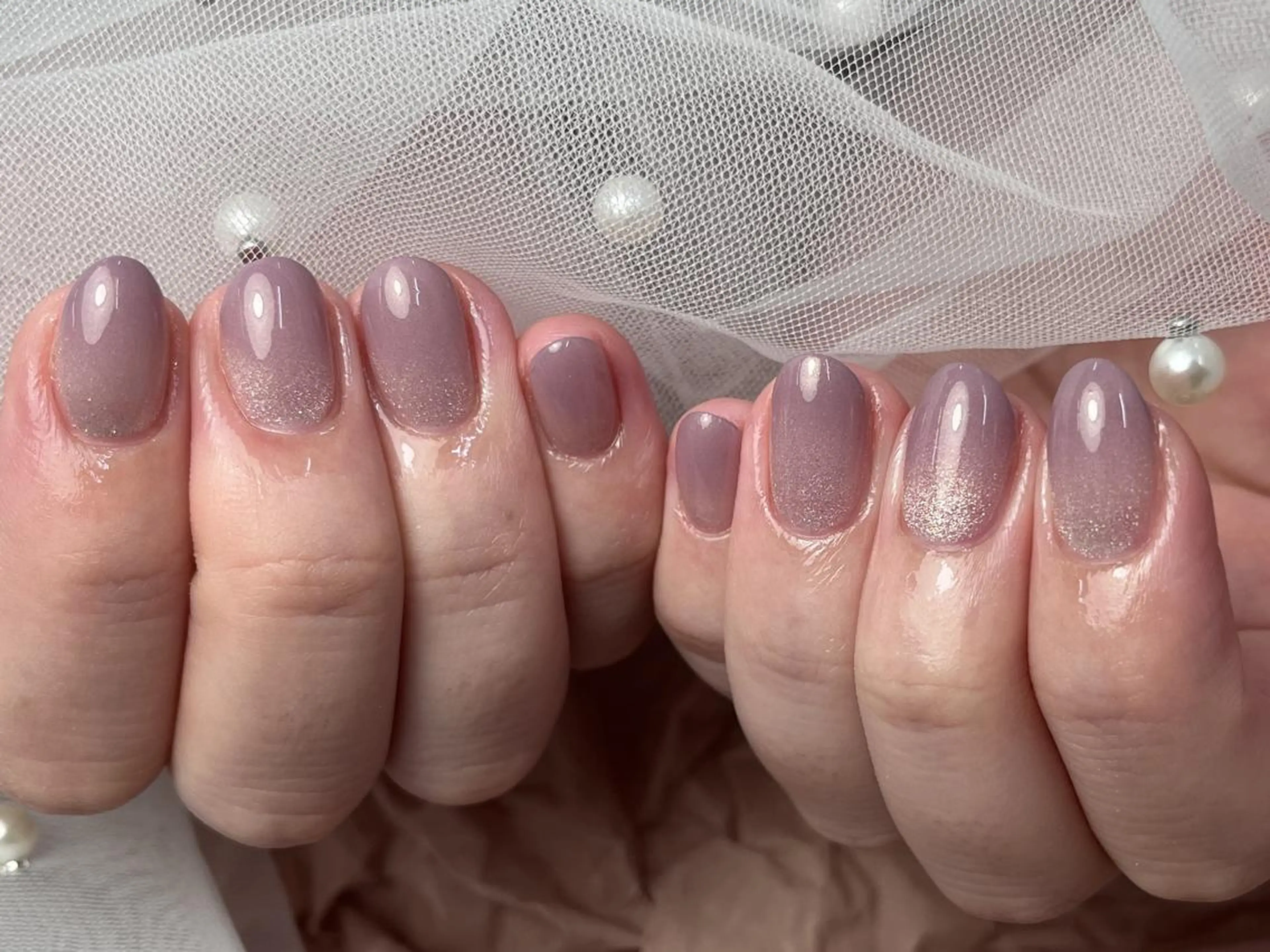 ネイル グラデーション ラメ(グリッター) シンプルネイル ハンドネイル ハンドケア ToliyDeliy Nail Salonのネイルデザイン