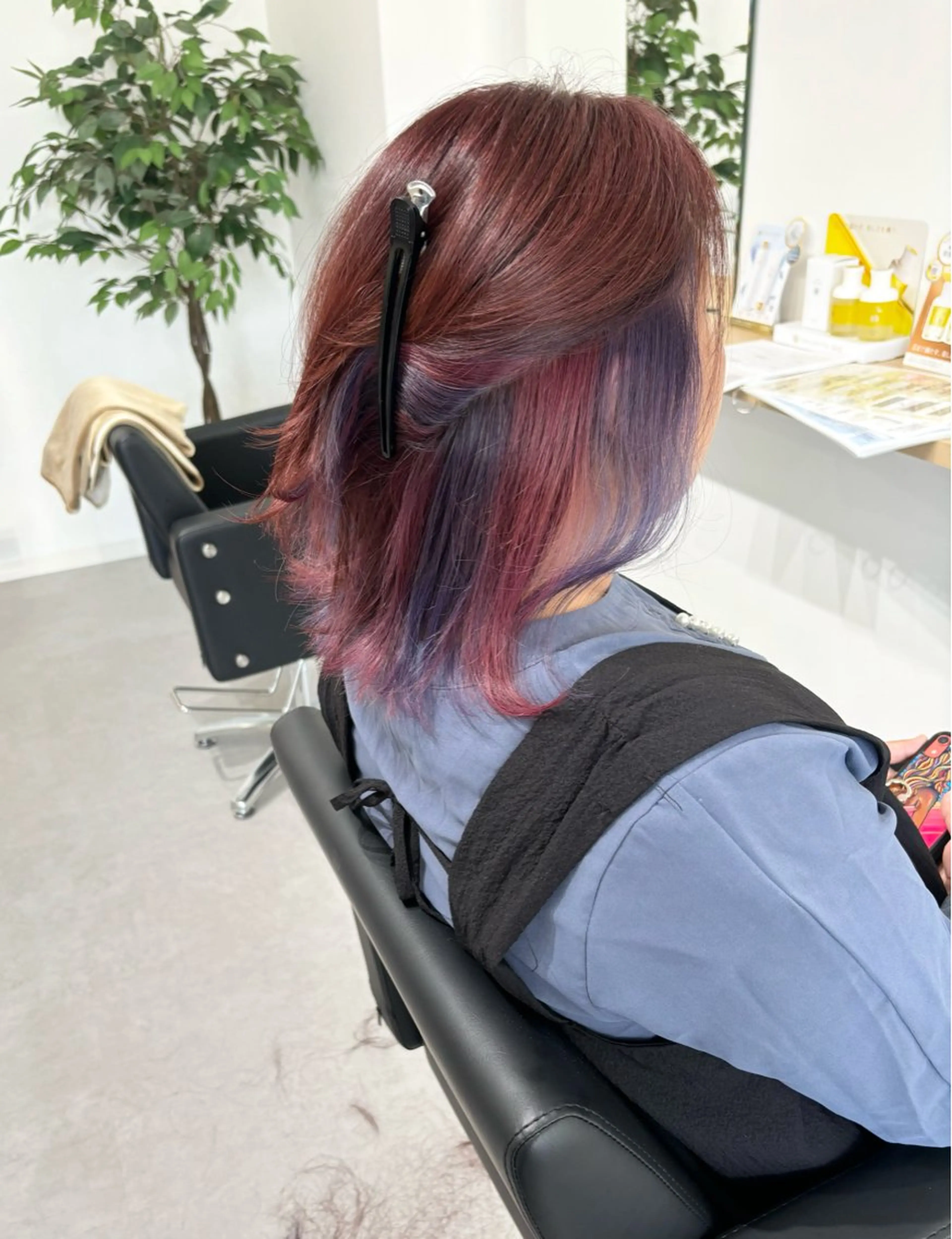 ミディアム LAFRE （ラフリ）所属・ケアブリーチ 黒瀬有汰のヘアスタイル