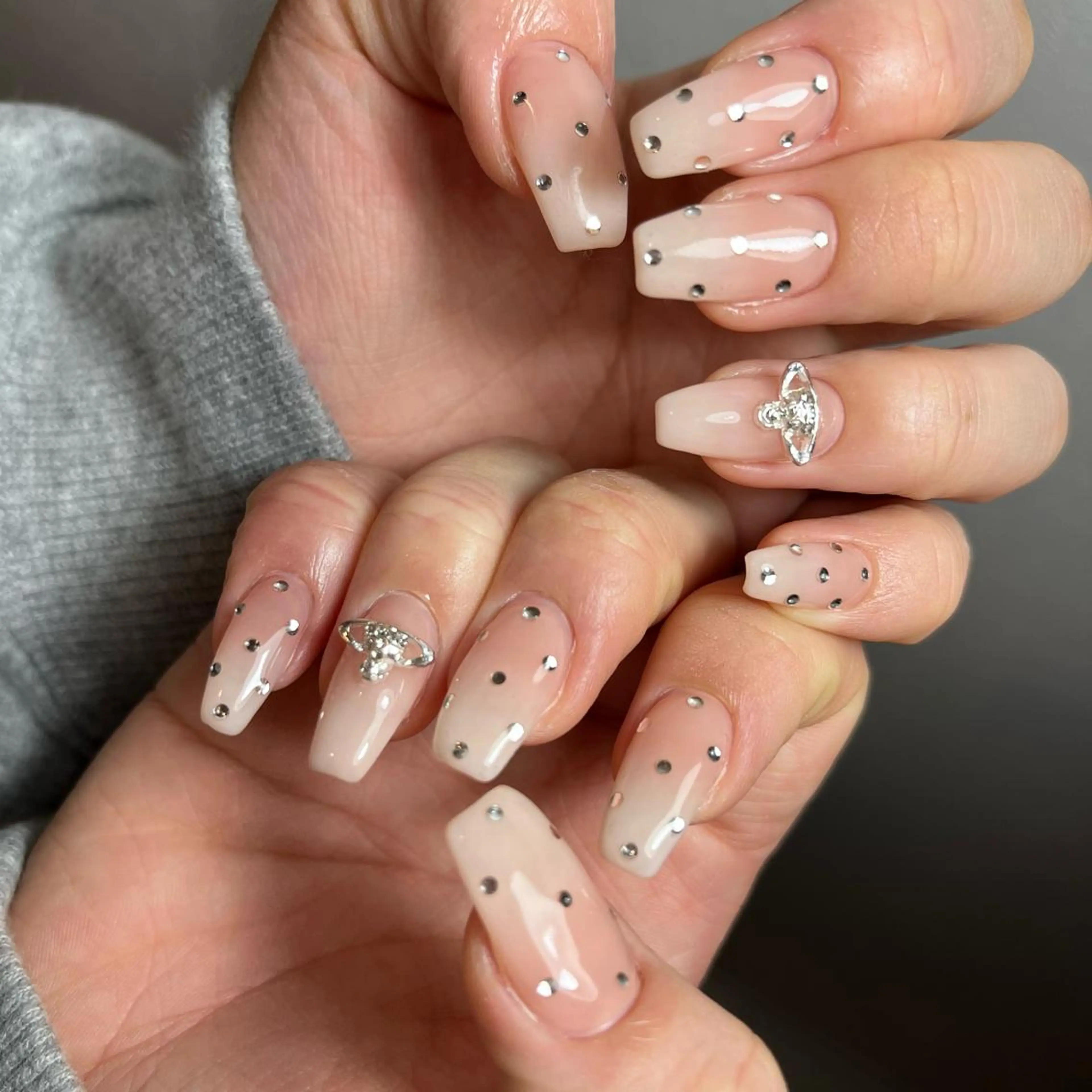 ネイル ハンドネイル NORA nail UMEDAのネイルデザイン