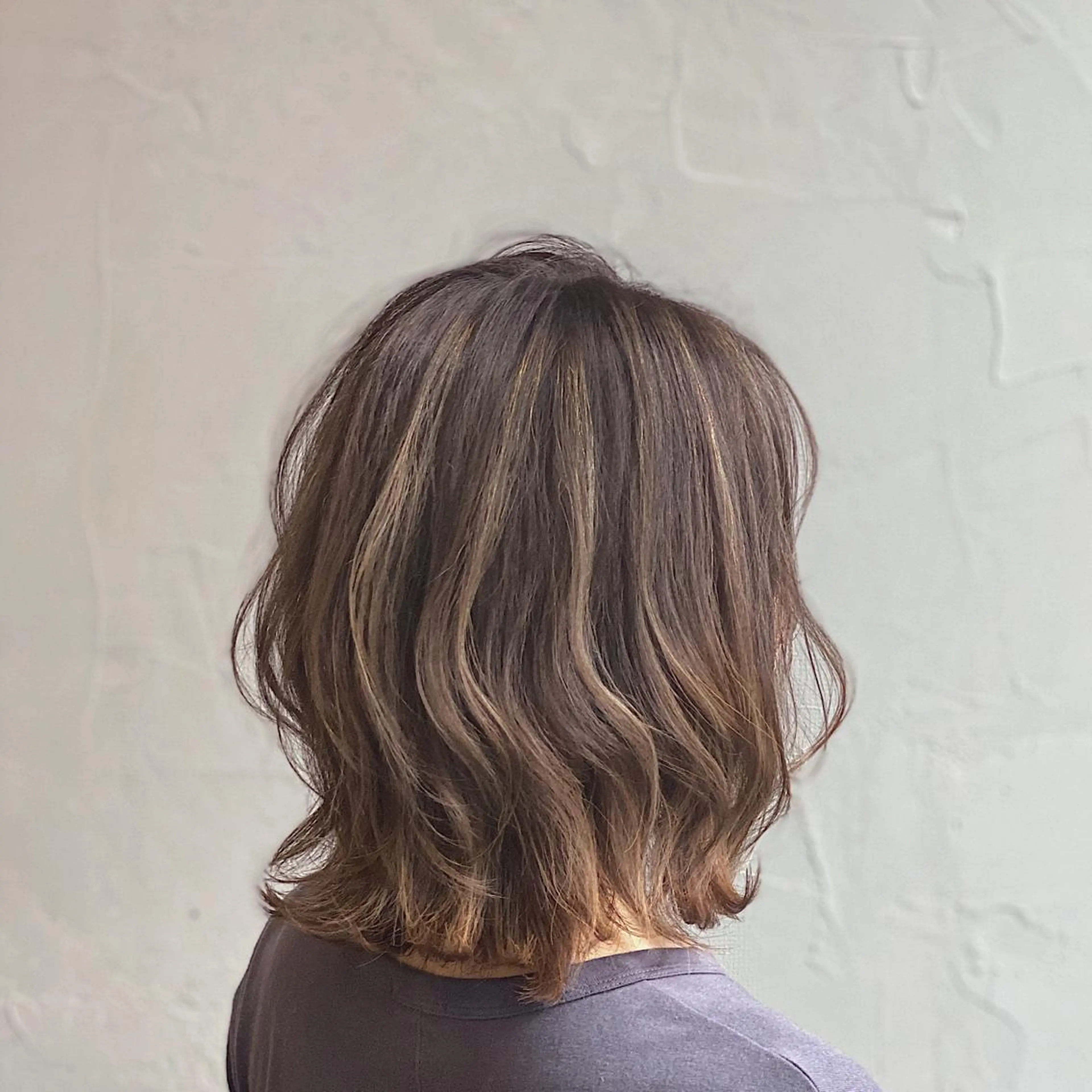 ミディアム カラー ハイライトカラー ハイライト カット ヘアカラー トリートメント CISCO所属・山口 浩之のヘアスタイル