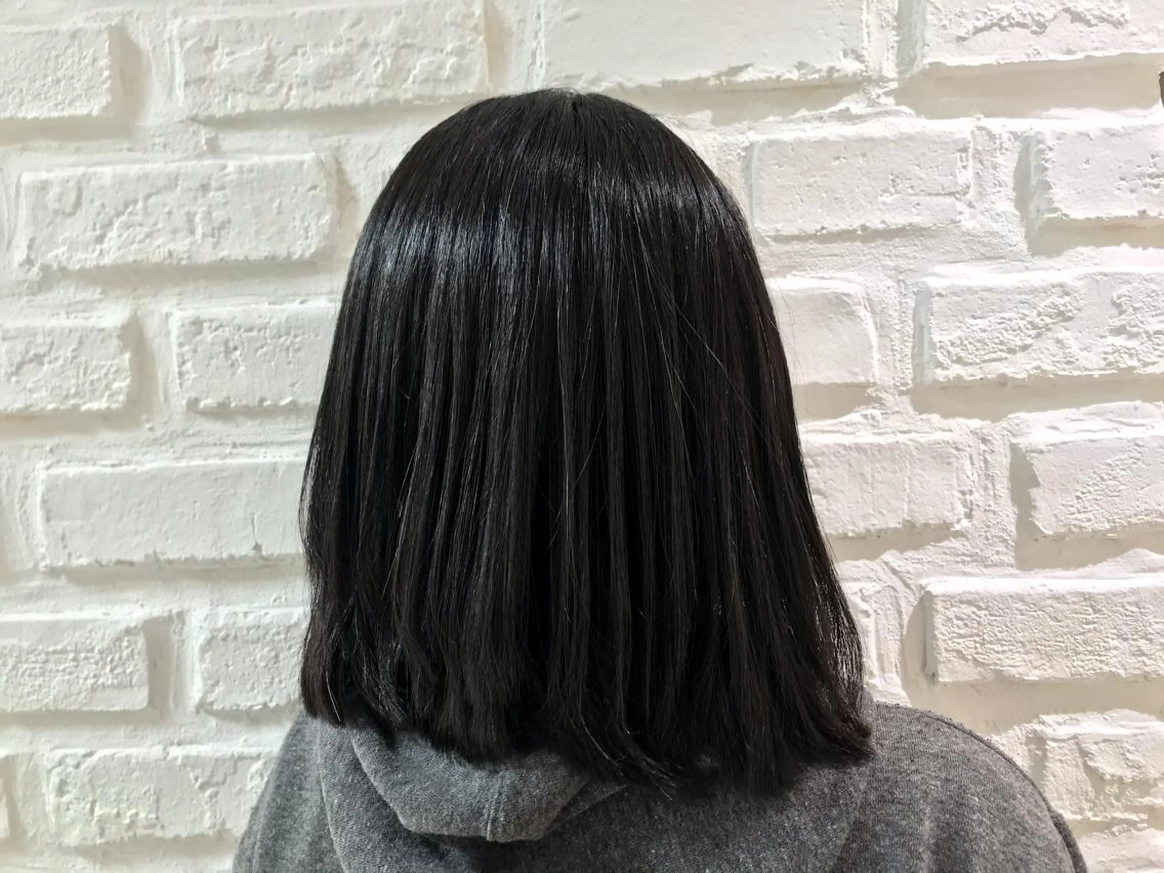 ミディアム ボブ 【暖色カラー特化】 中山由梨のヘアスタイル