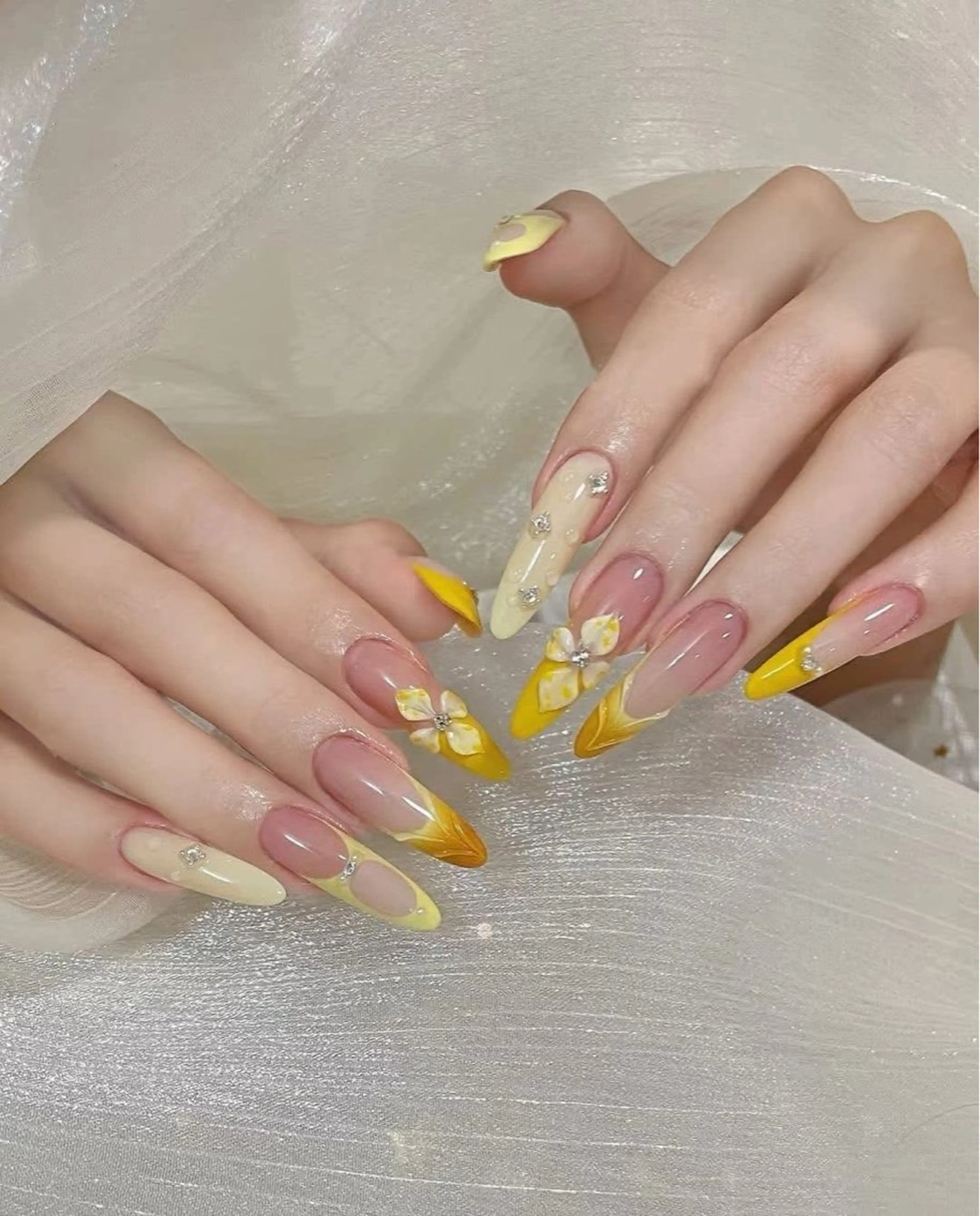 ネイル ハンドネイル T•Lee Nailsalon所属・Lily. Leeのネイルデザイン