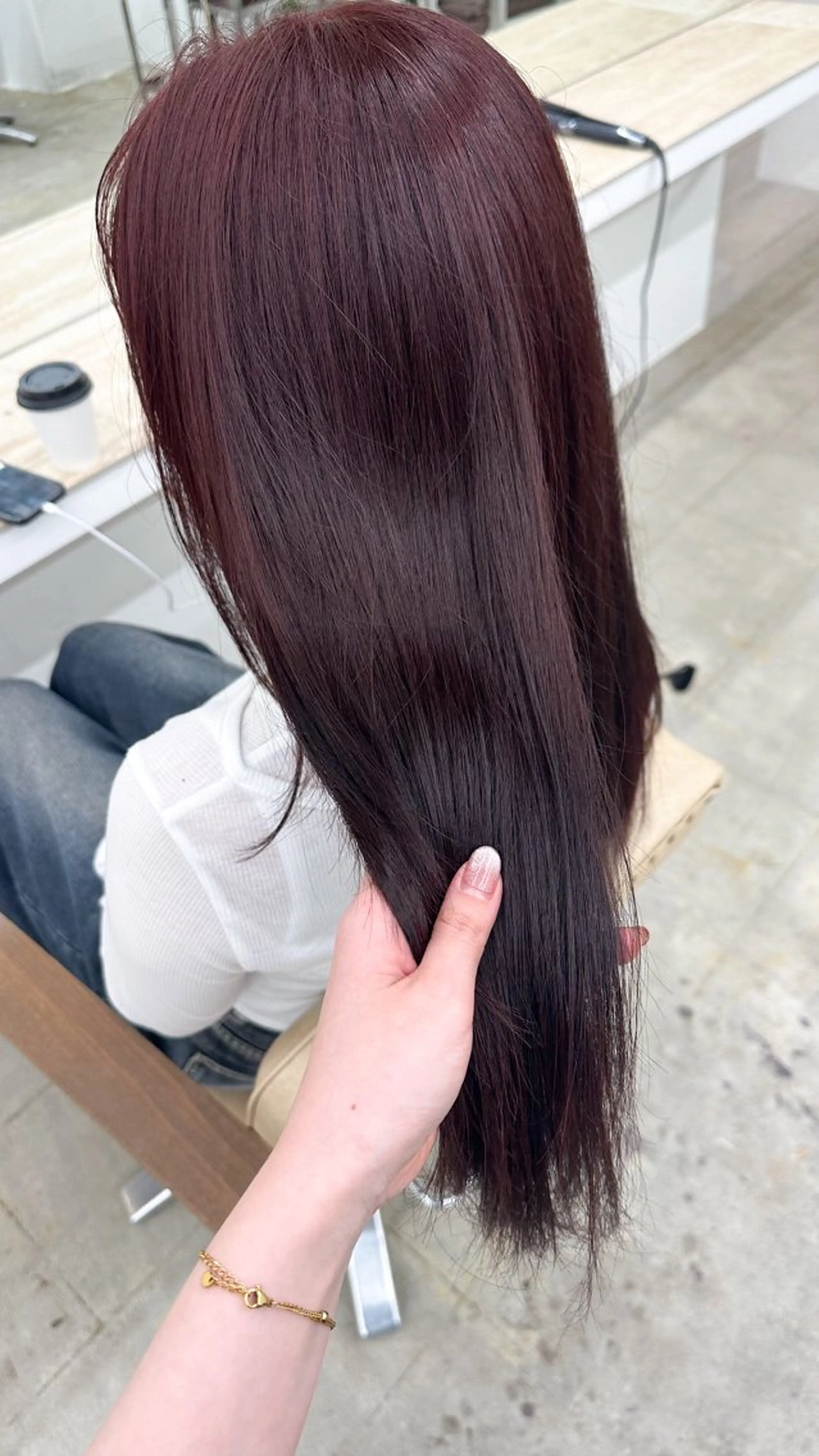 ロング カラー レッドカラー 🌼透明感艶カラー オリーブ🌼河村咲のヘアスタイル