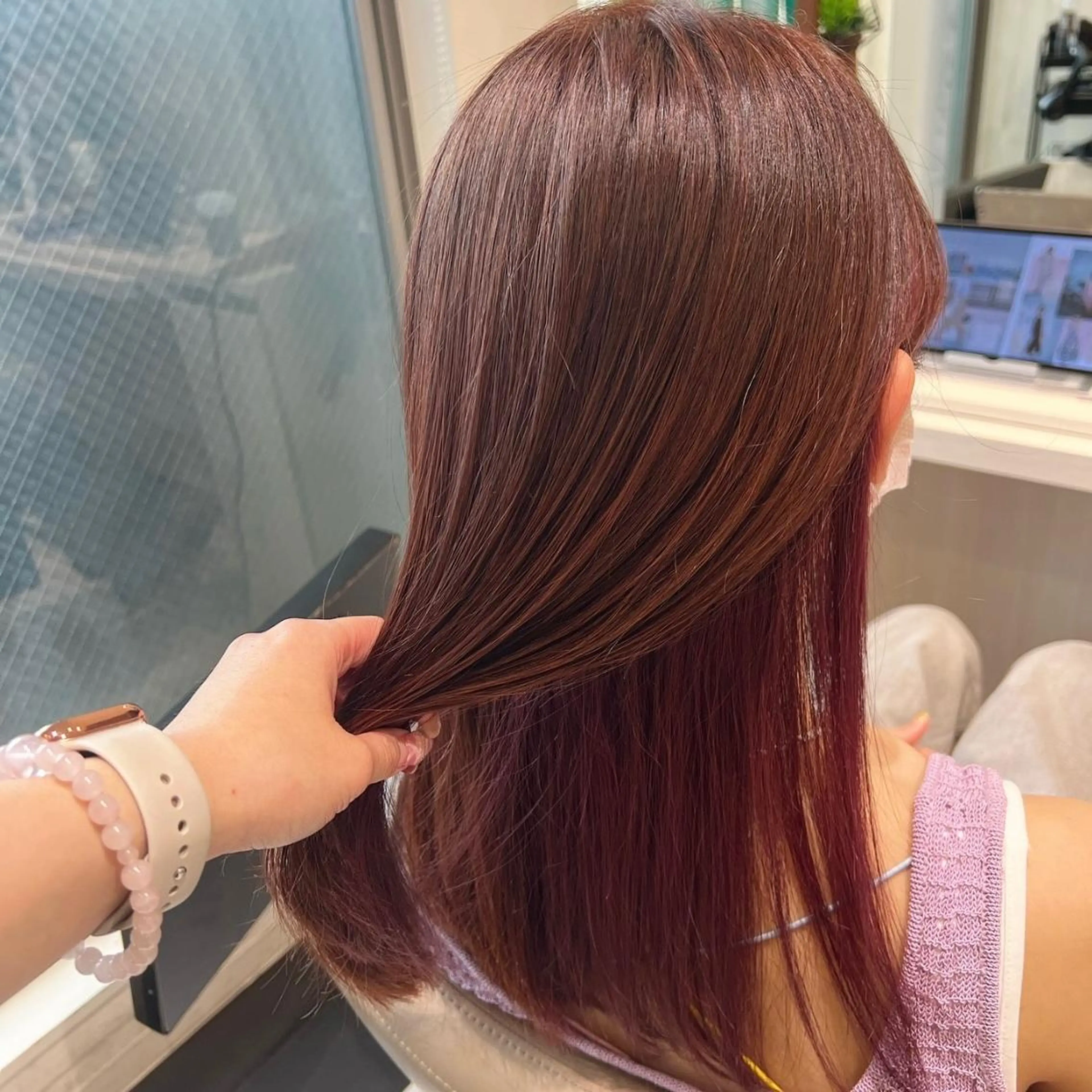 カラー ロング ブラウンカラー インナーカラー ピンクカラー ピンクブラウン カット ヘアカラー ＡＳＨ 大宮のヘアスタイル