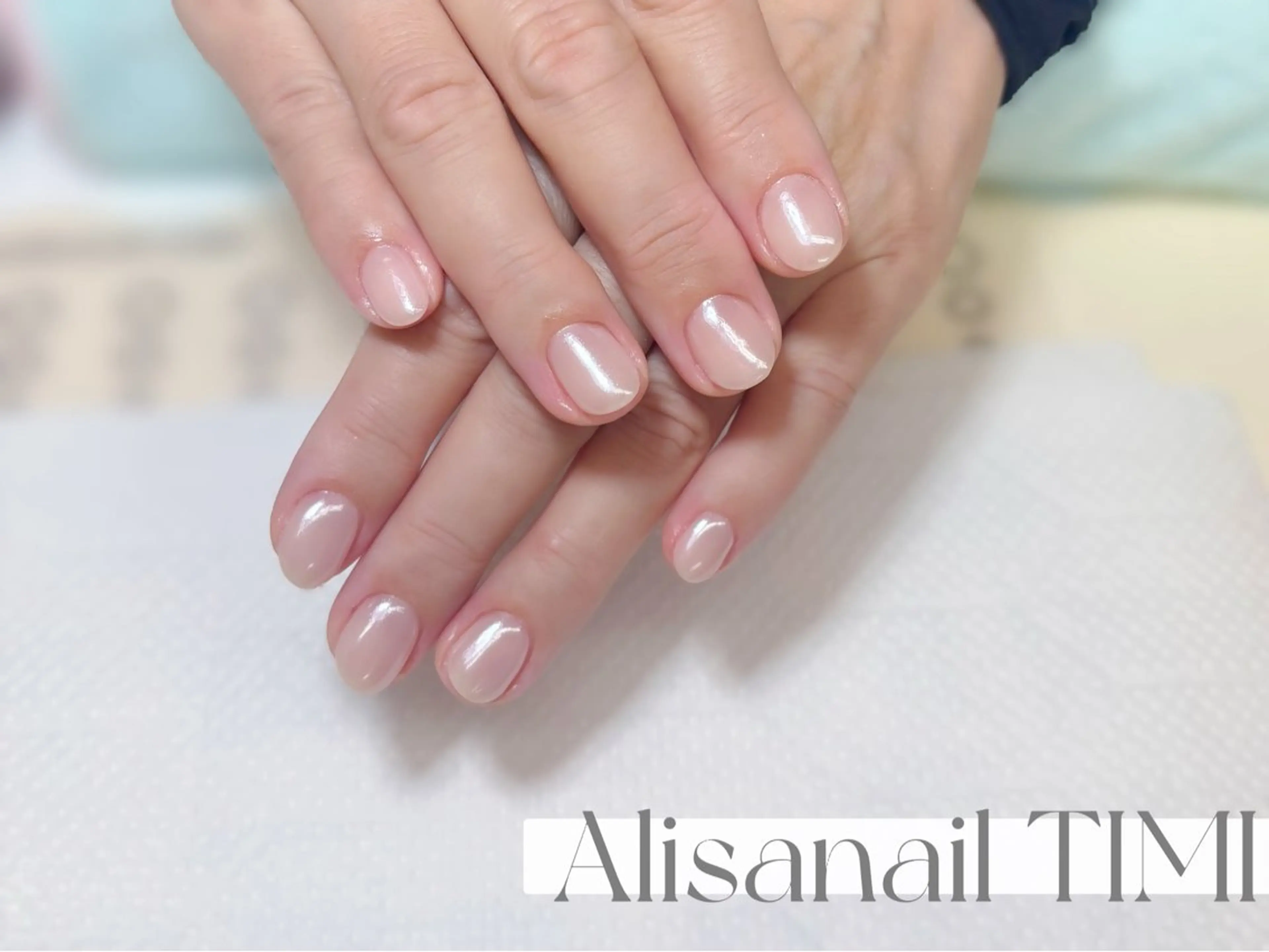 ネイル ミラーネイル ワンカラーネイル ハンドネイル Alisa nail Timiのネイルデザイン