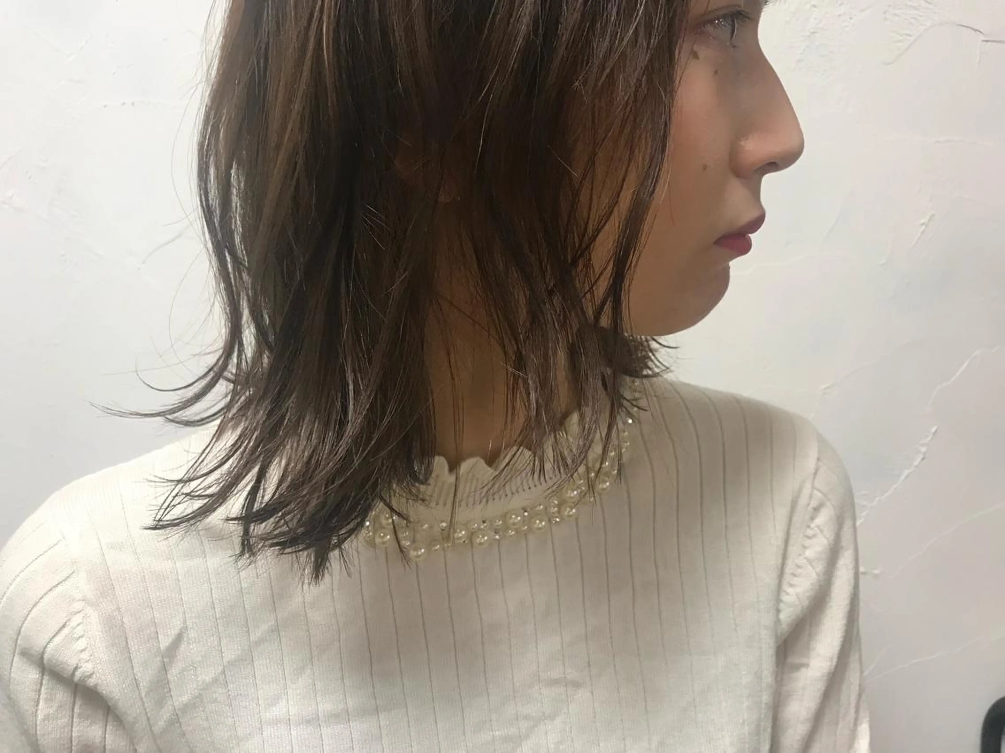 セミロング カラー 【Uneユヌ】菊地 春那のヘアスタイル