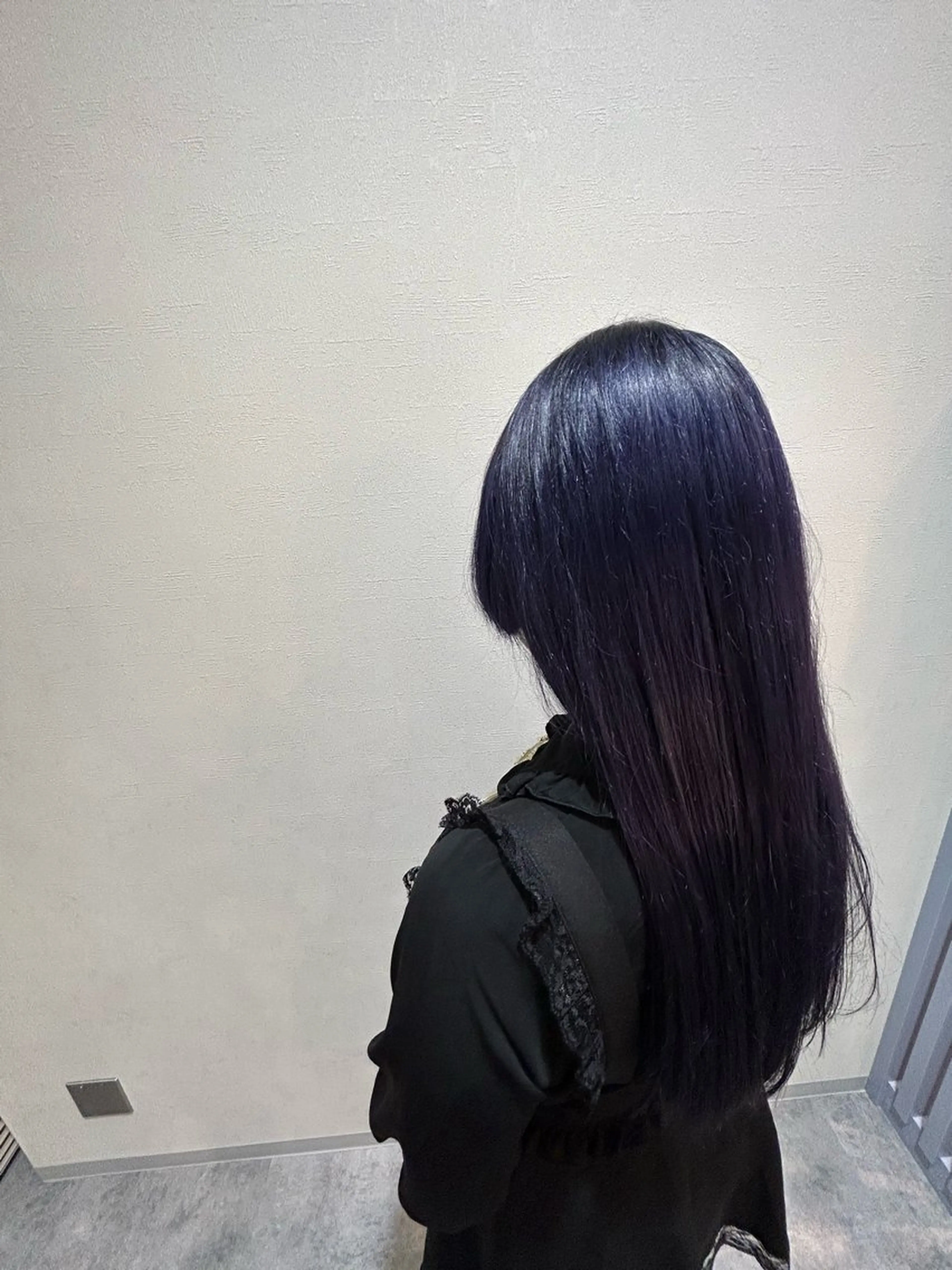 ロング カラー ブルーカラー ブルーバイオレット バイオレットカラー ヘアカラー トリートメント SUGAR/ソウ モデル募集中‼︎のヘアスタイル