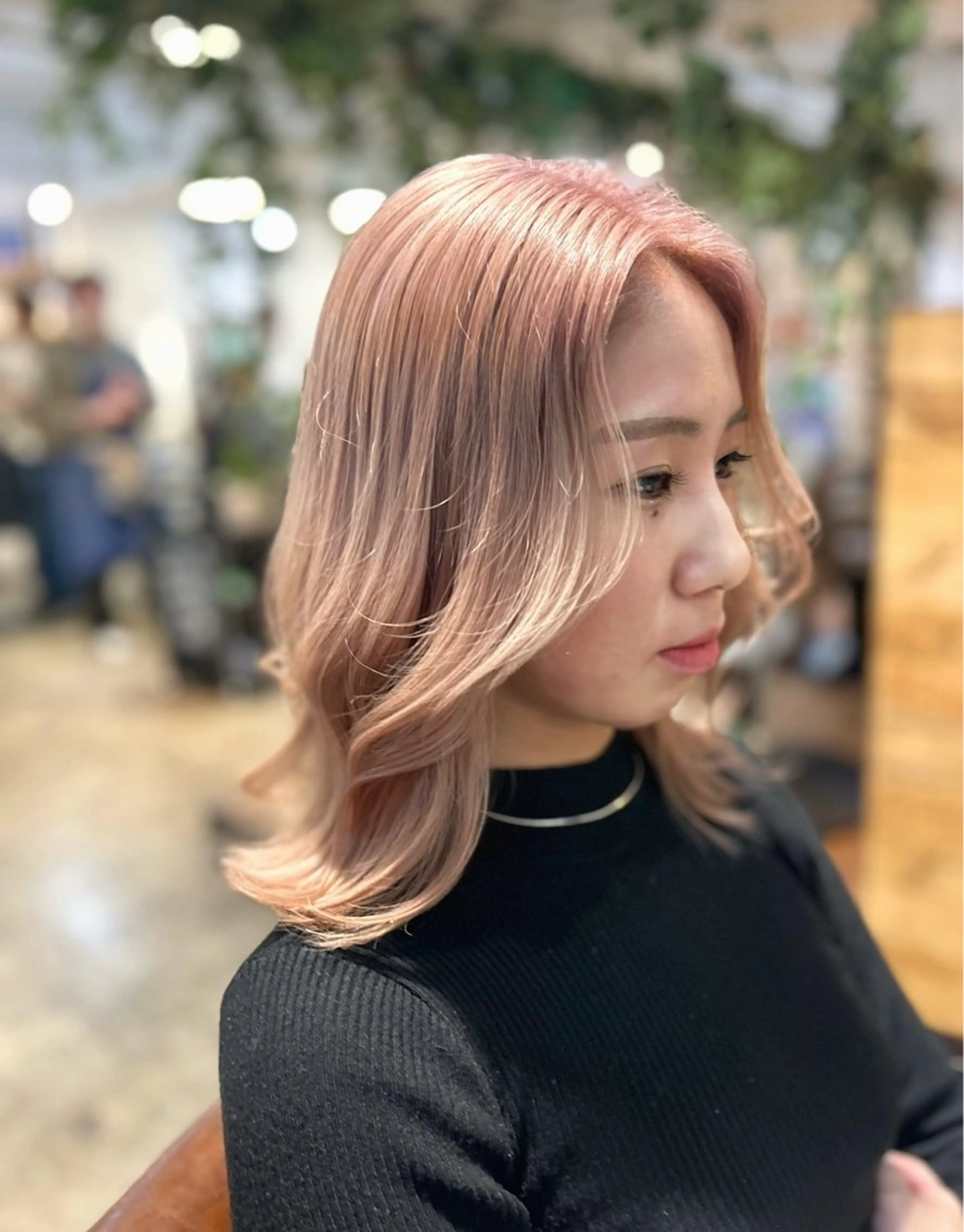 ミディアム カラー ピンクカラー ヘアカラー 暖色/レイヤー 🦋MIYUUのヘアスタイル