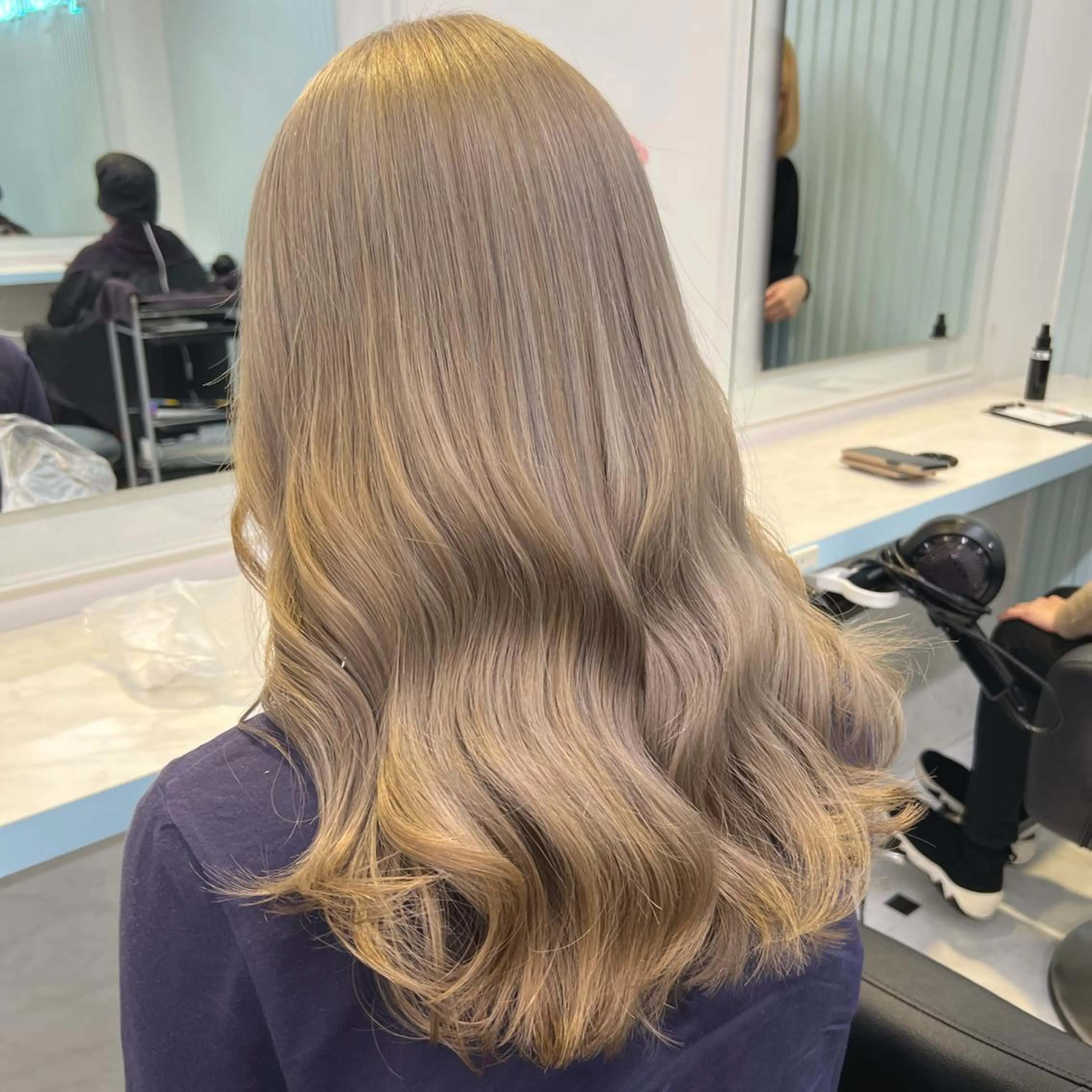 ミディアム カラー ヘアカラー 🎨透明感モテカラー DAIKI🎨のヘアスタイル