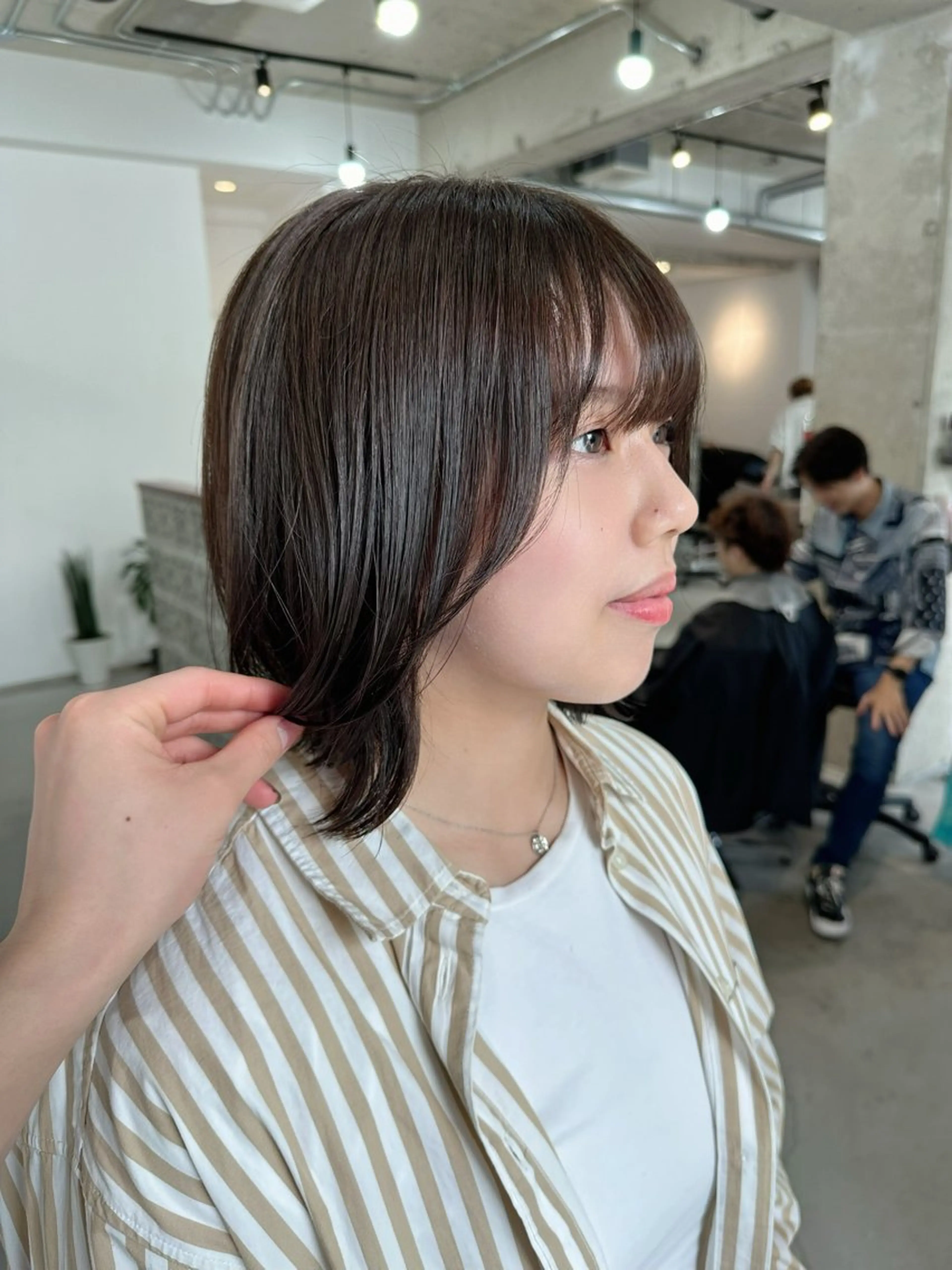 セミロング カット ヘアカラー トリートメント カイリ /レイヤーカットのヘアスタイル