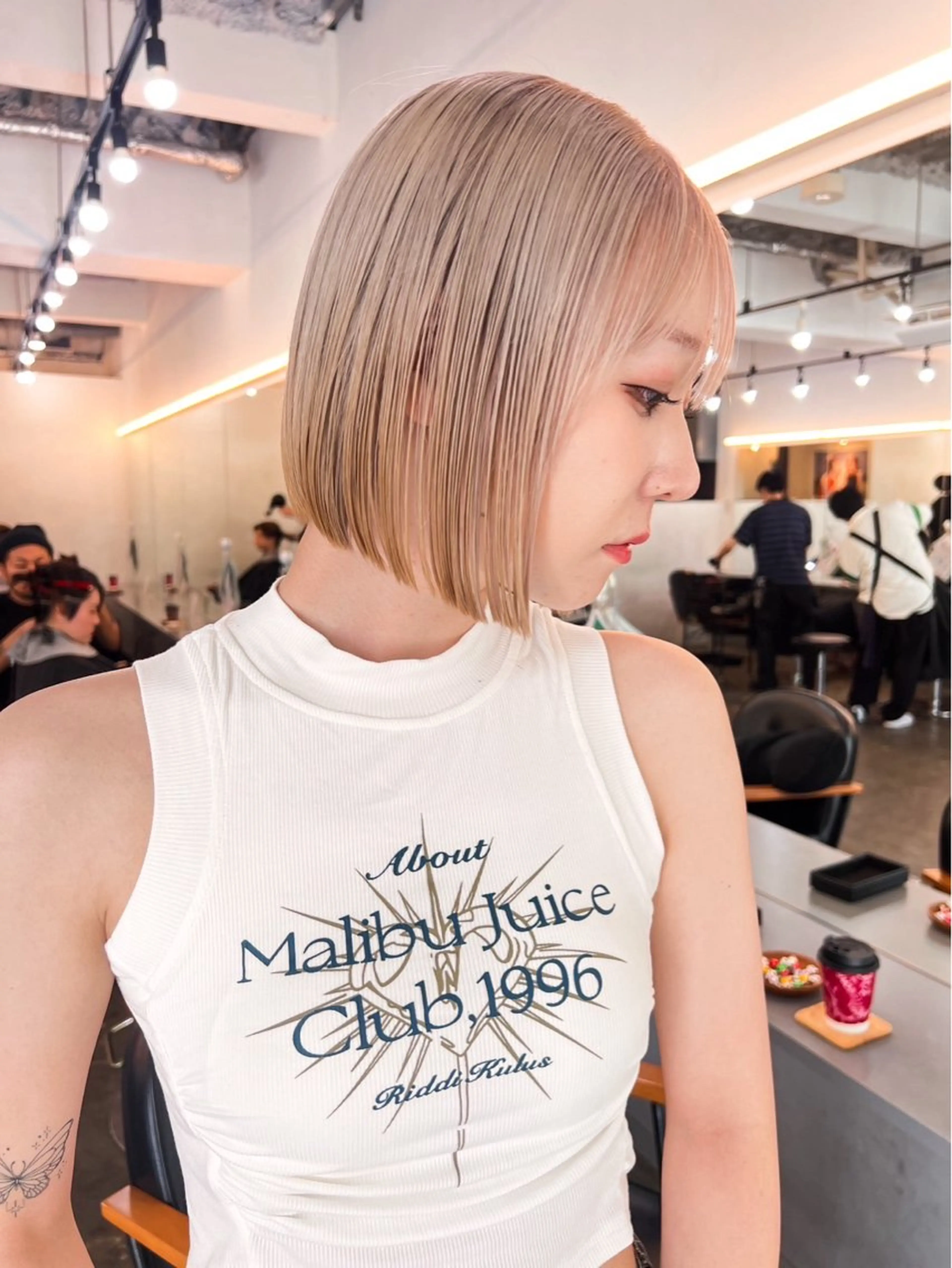 ミディアム カット ヘアカラー トリートメント ボブ/ぱつっとボブ/ 谷口 海星のヘアスタイル