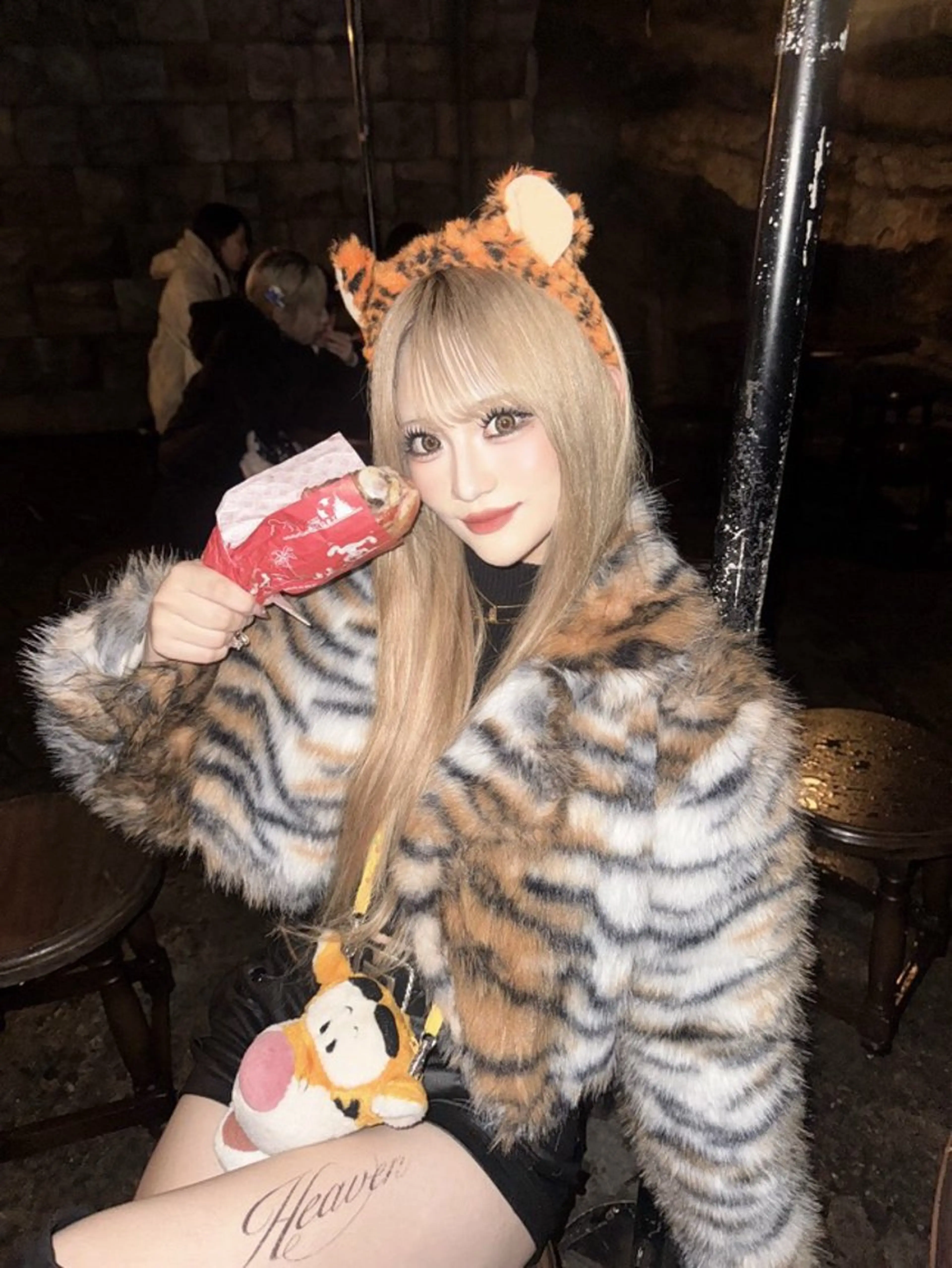 ロング エクステ ハイトーンカラーエク ステ🌺RENA🌺のヘアスタイル