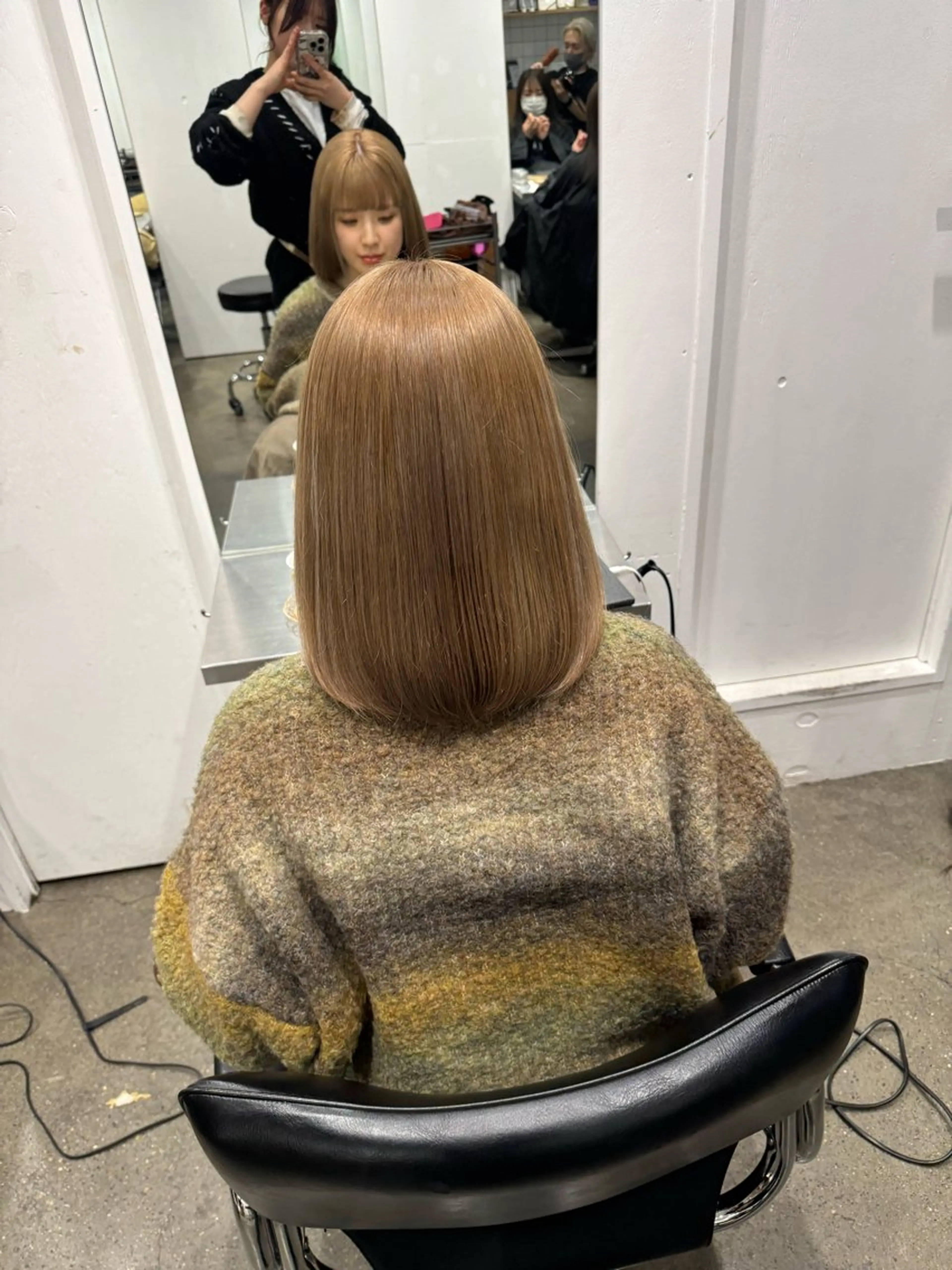 ミディアム カラー ベージュカラー オリーブベージュ ヘアカラー トリートメント 新宿 似合わせカラー HINAのヘアスタイル