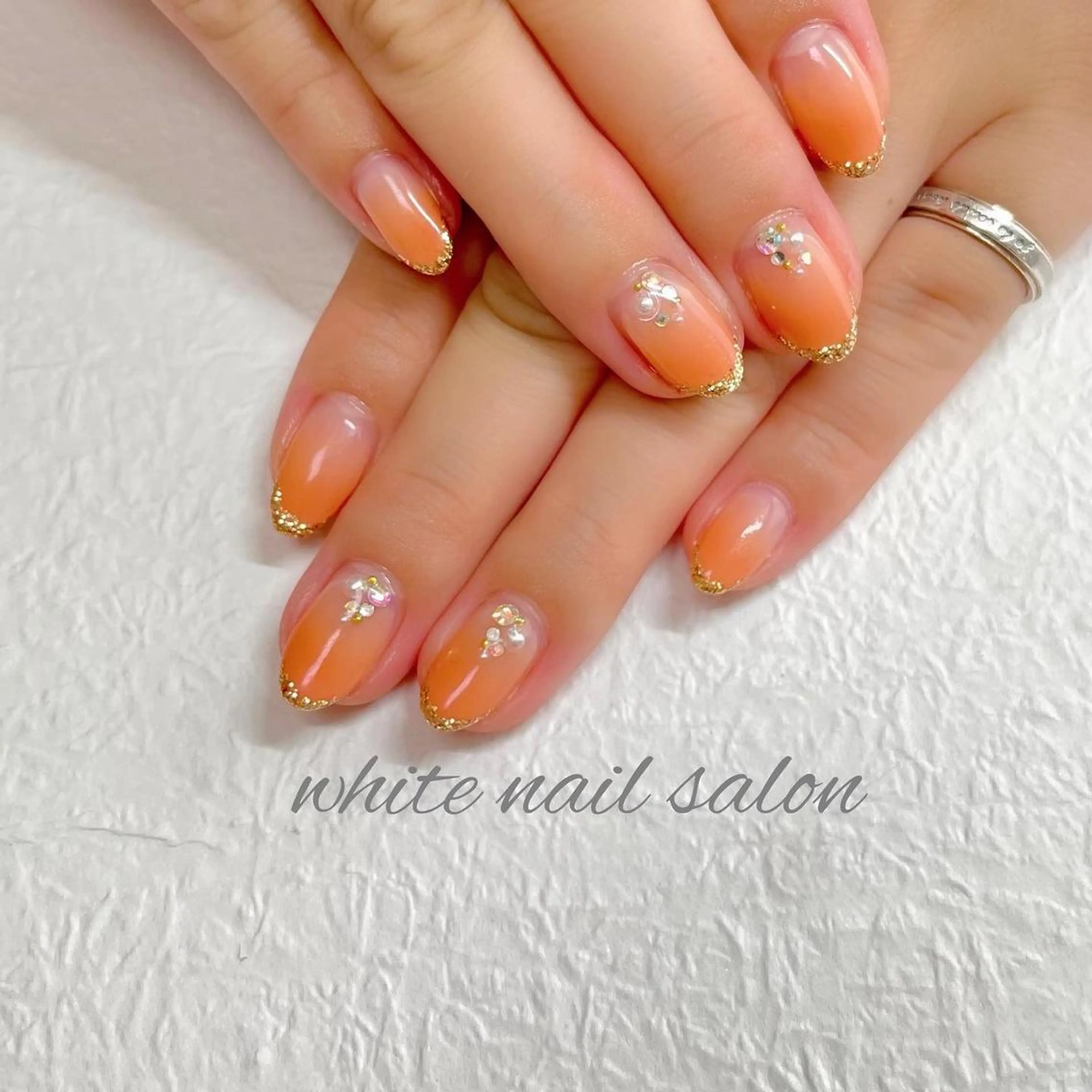 ネイル ジェルネイル ハードジェル ラメ(グリッター) 持ち込み ソフトジェル ハンドネイル white nail salonのネイルデザイン