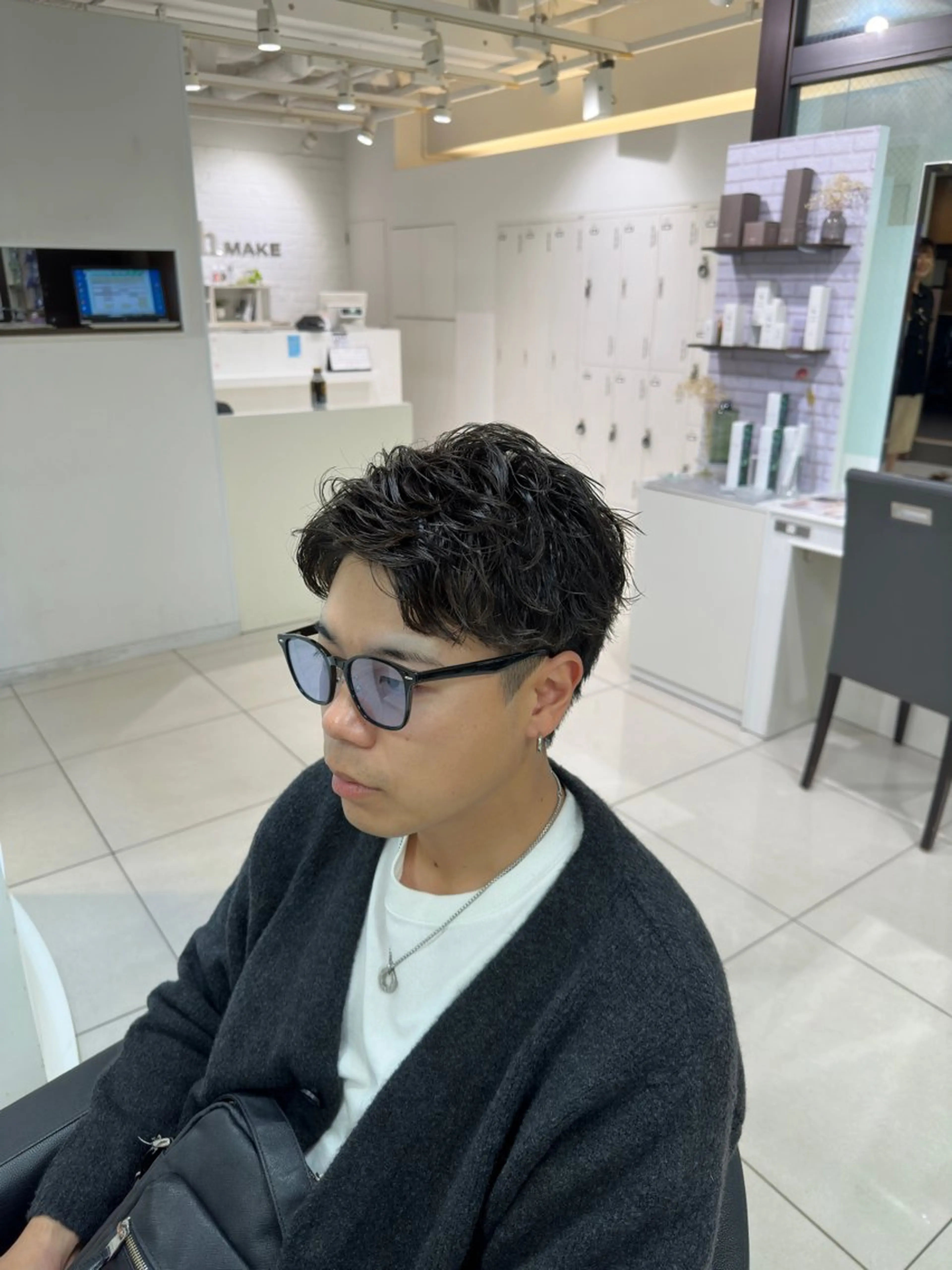 ショート パーマ メンズ アップバング カット パーマ トリートメント フェザーパーマ職人 🪶ryosukeのヘアスタイル