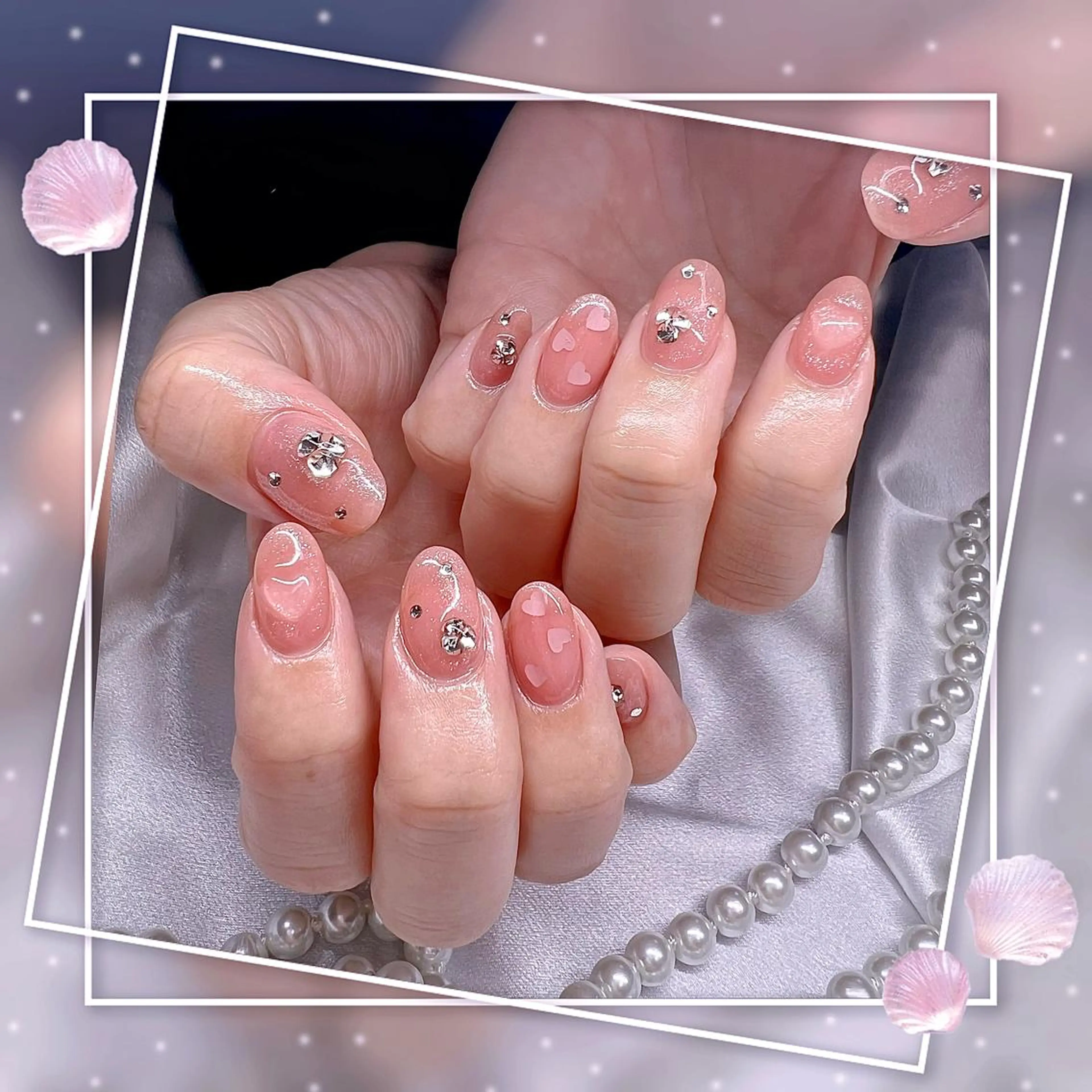 ネイル フレンチネイル キラキラネイル 韓国ネイル マグネットネイル マグネットフレンチ Chill Nailsalonのネイルデザイン