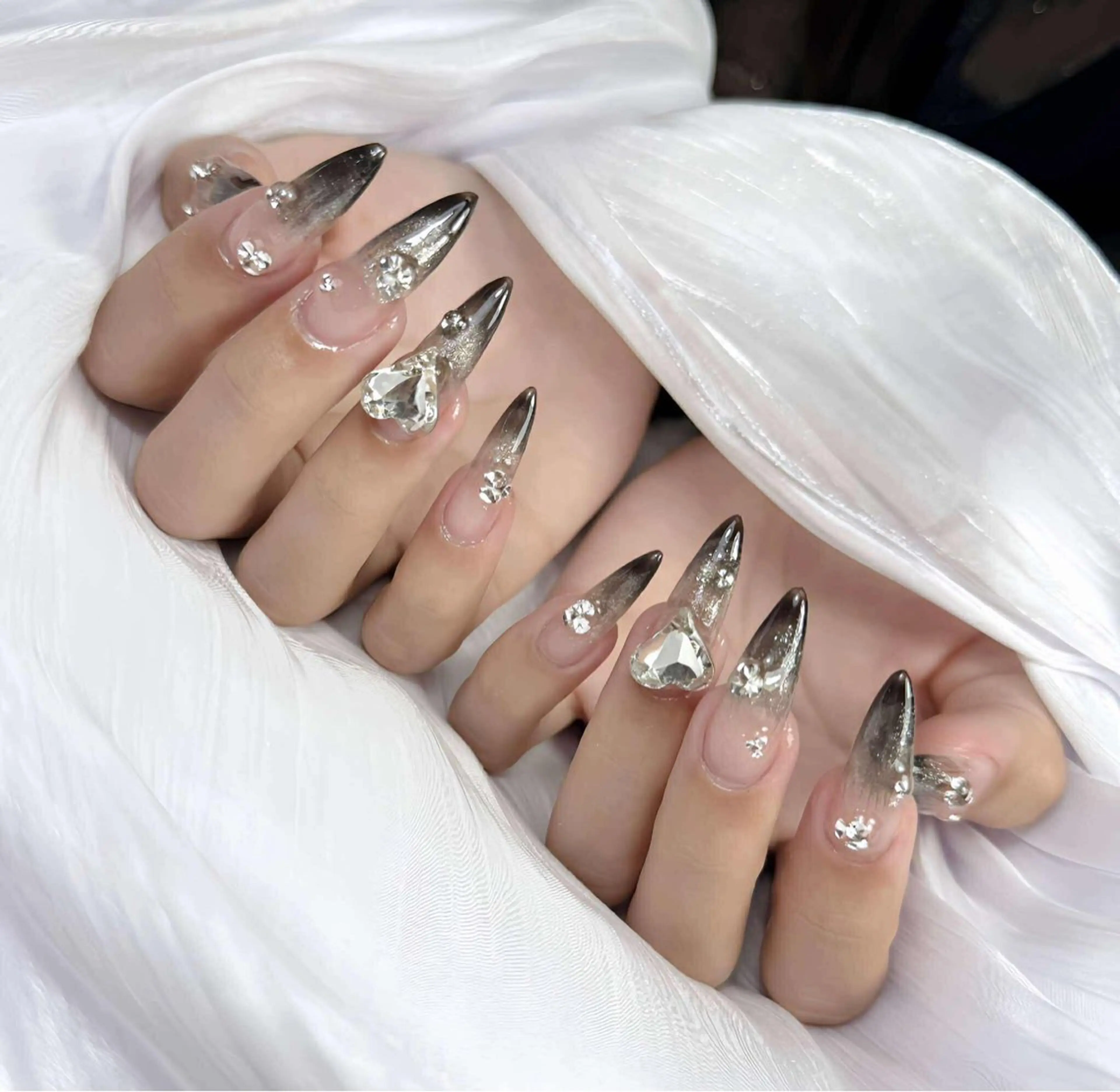 ネイル ハンドネイル Yuki Nail Salonのネイルデザイン
