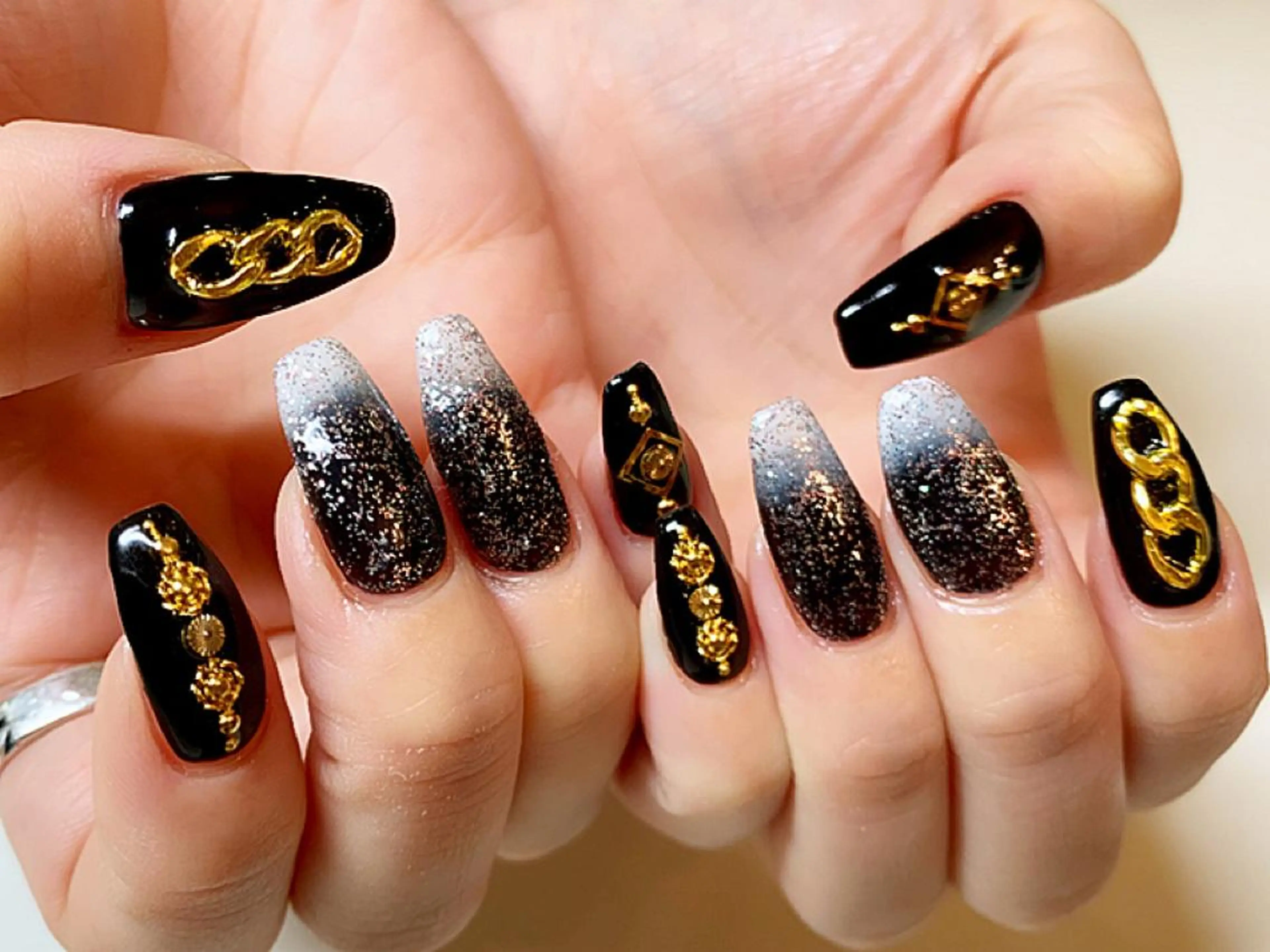 ネイル 吉澤 圭のネイルデザイン