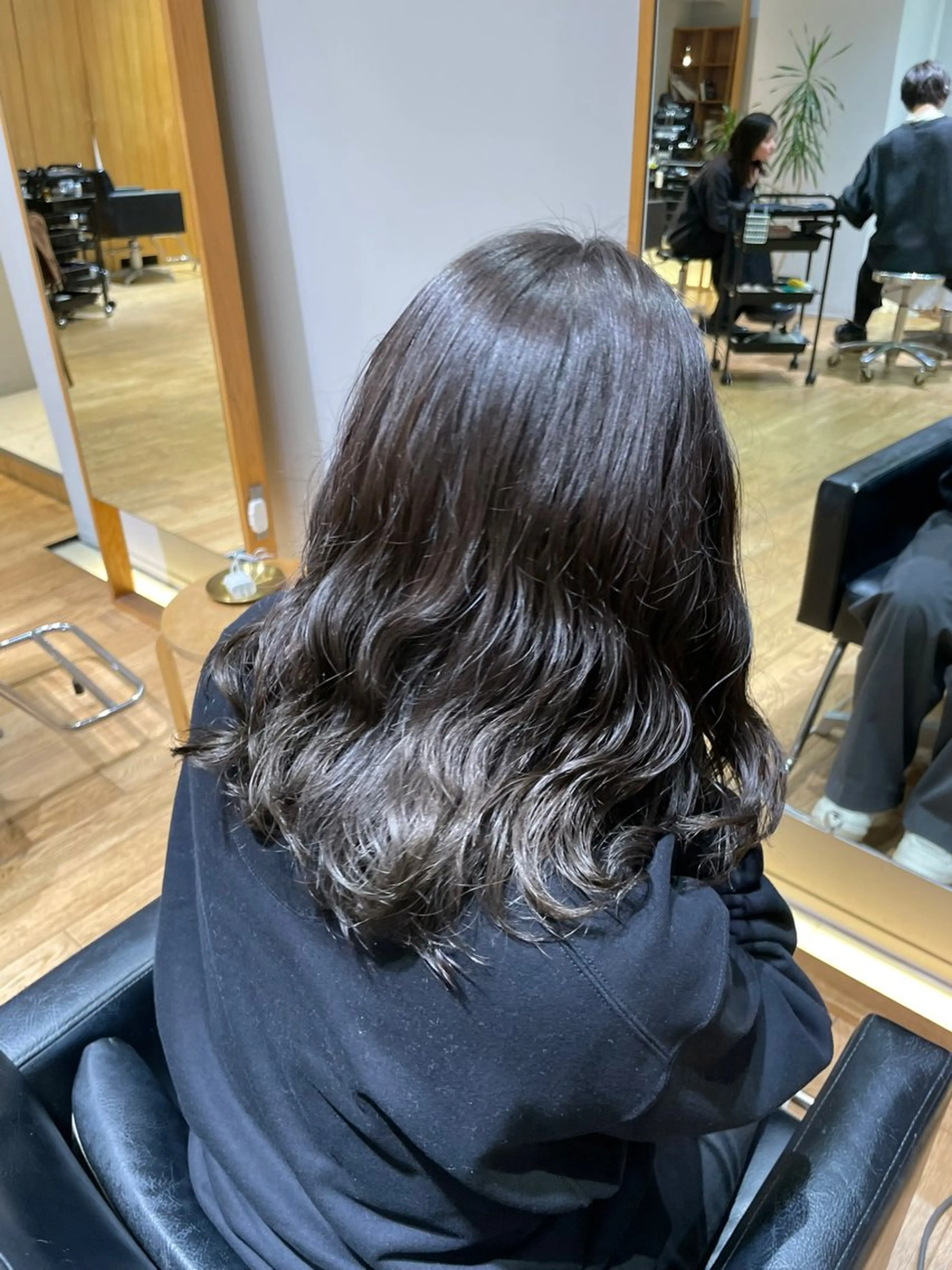 ミディアム chihiro / レイヤーカットモデルのヘアスタイル