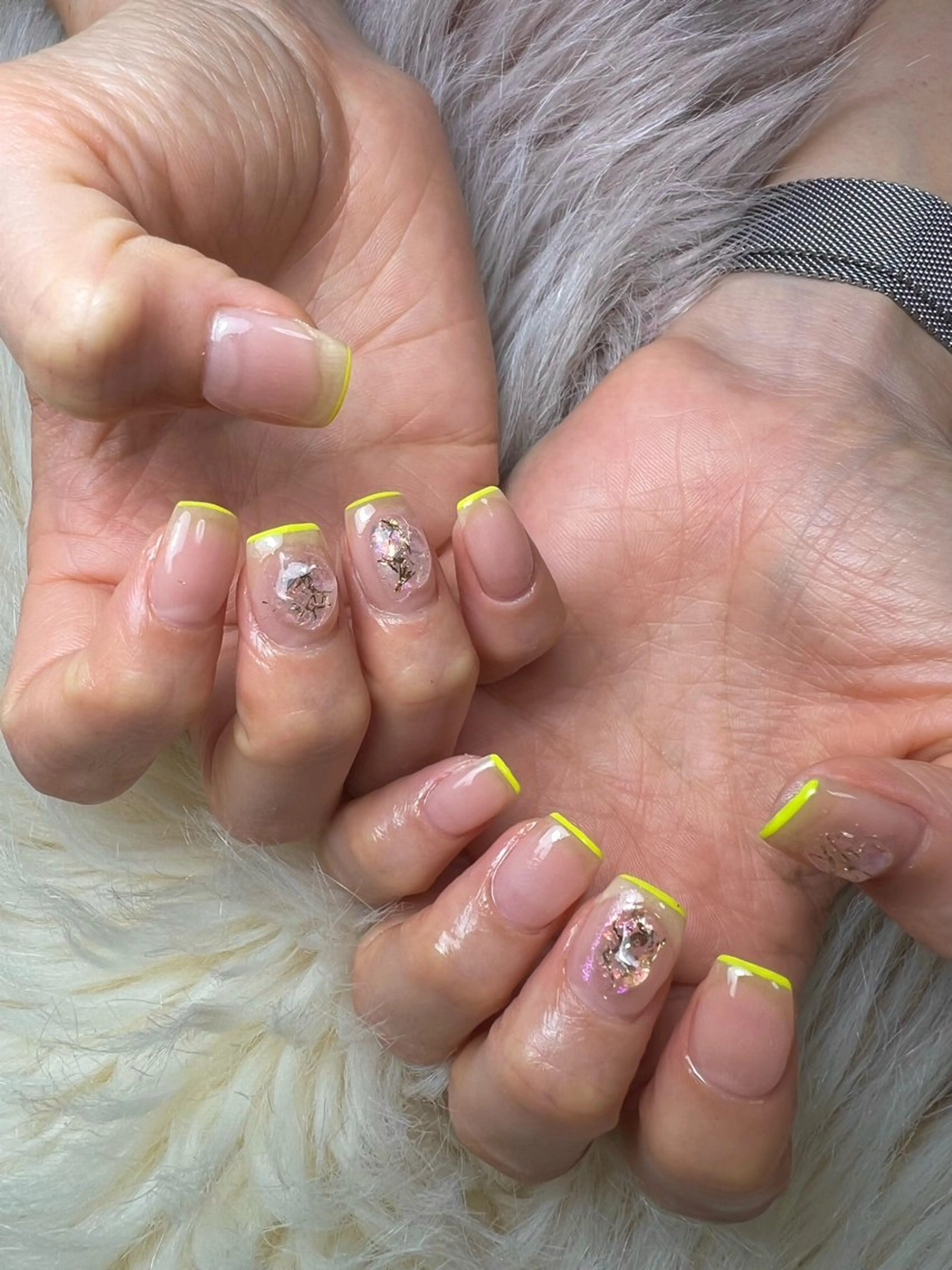 ネイル フレンチネイル ジェルネイル 持ち込み ニュアンスネイル パラジェル flowers nailのネイルデザイン