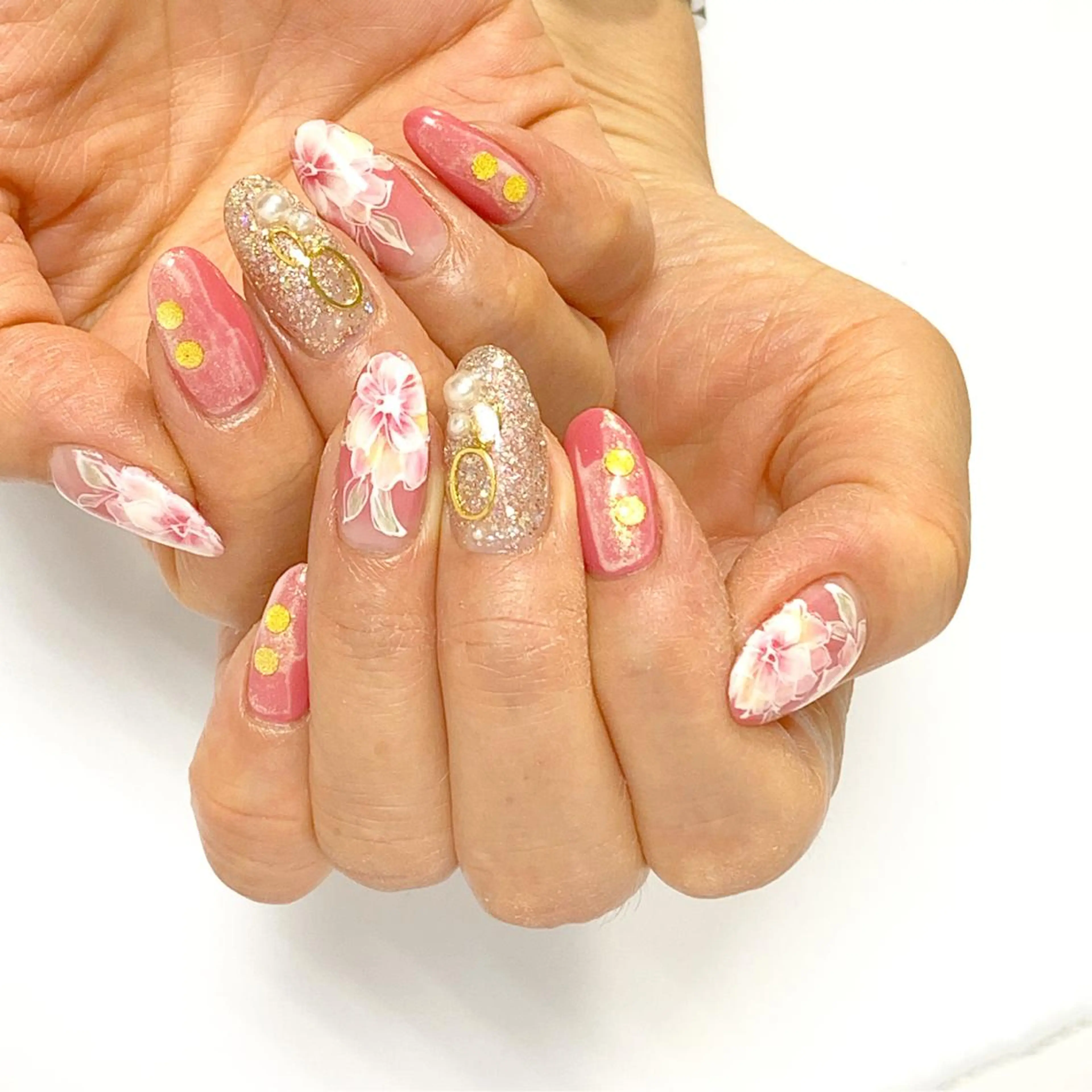 ネイル alma nailsのネイルデザイン
