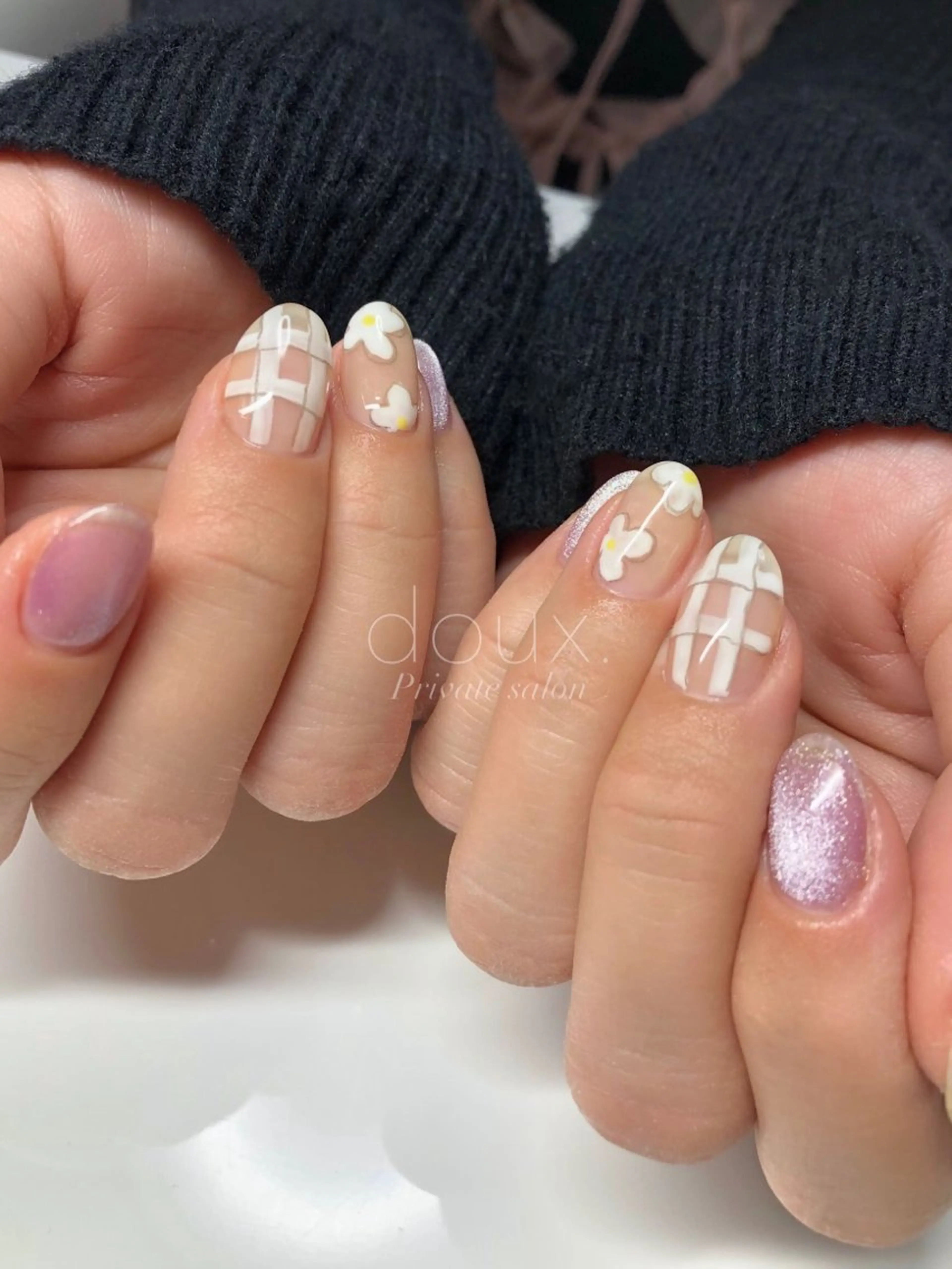 ネイル 韓国ネイル マグネットネイル ニュアンスネイル 春ネイル 冬ネイル ハンドネイル doux. nailのネイルデザイン