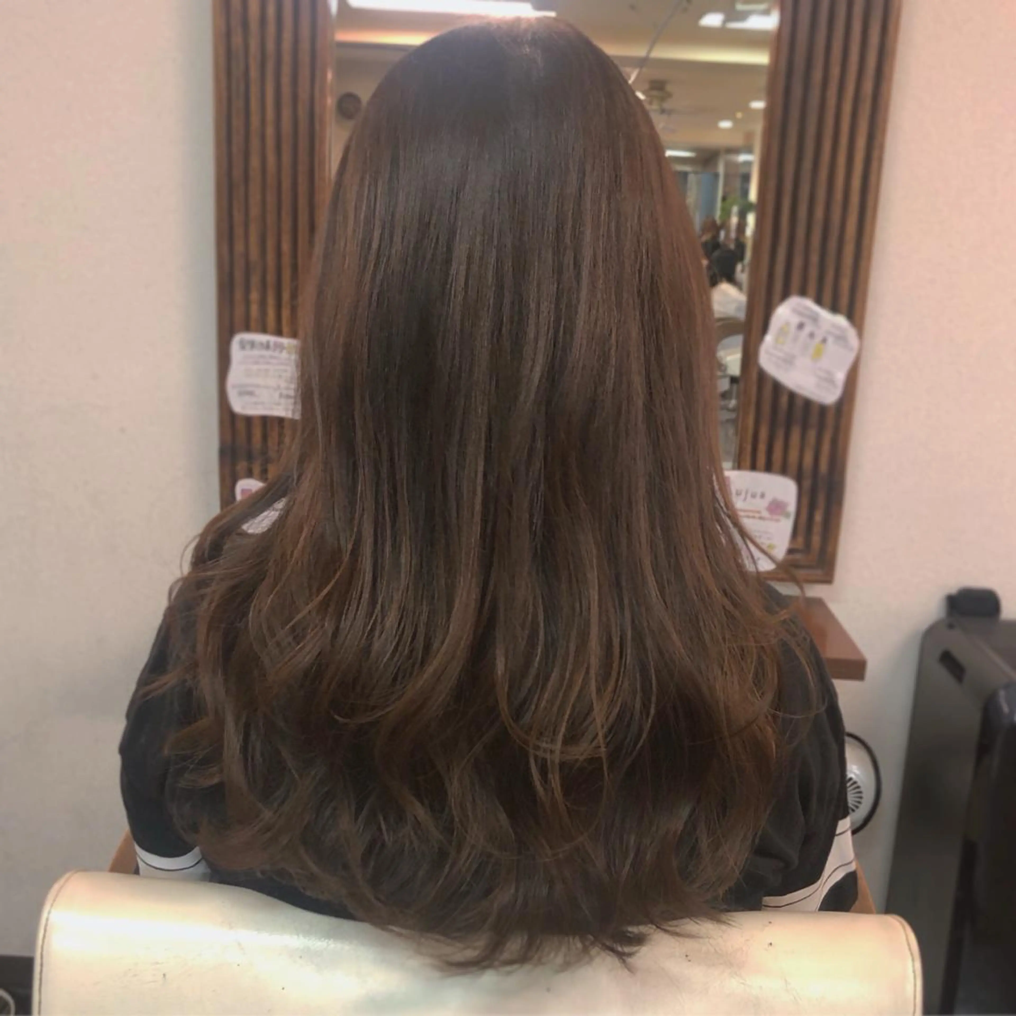 ロング カット トリートメント 山崎 絵莉香のヘアスタイル