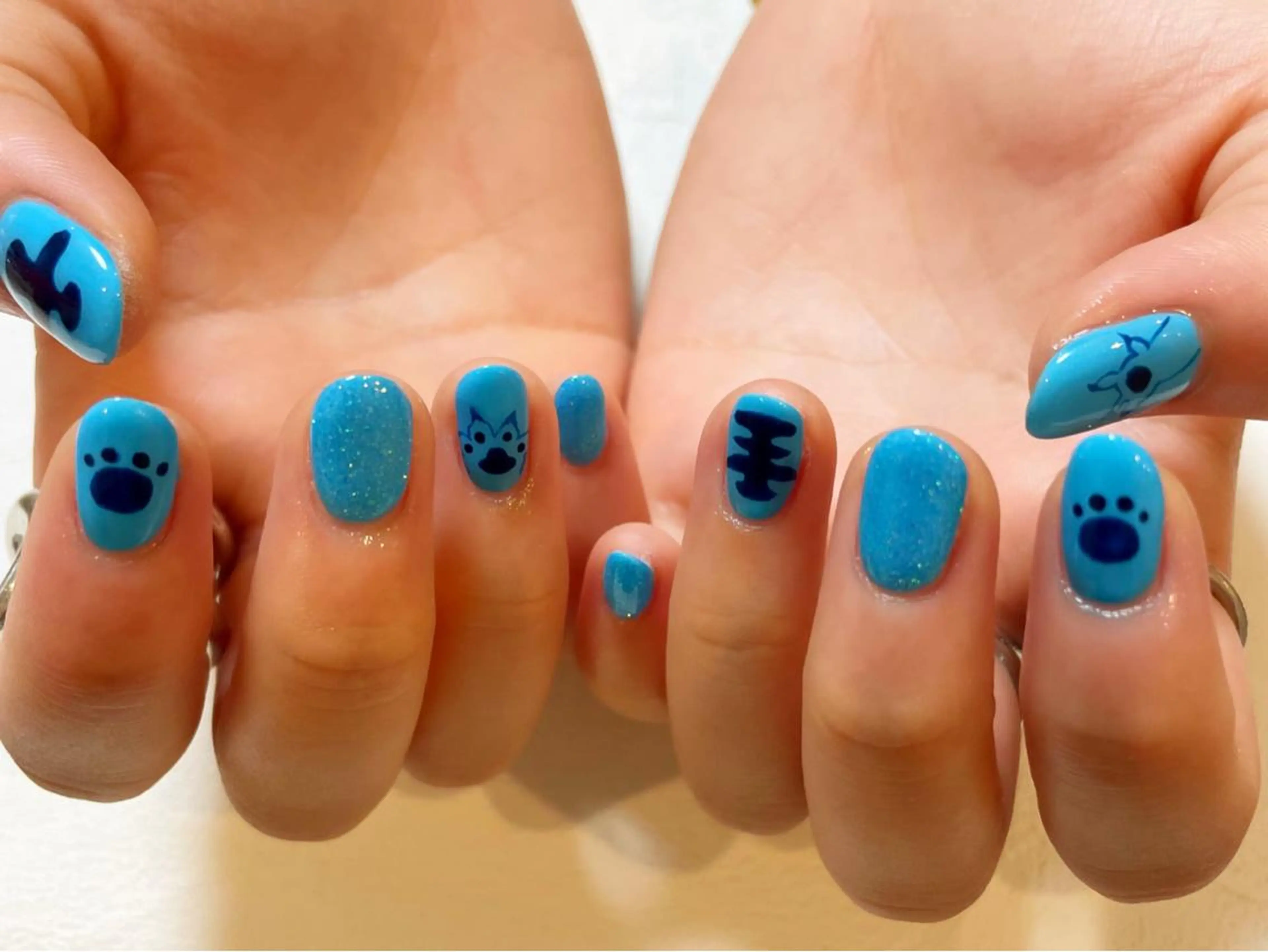 ミディアム ネイル Re:st〔リスト〕所属・ayane Re:st〔リスト〕のネイルデザイン