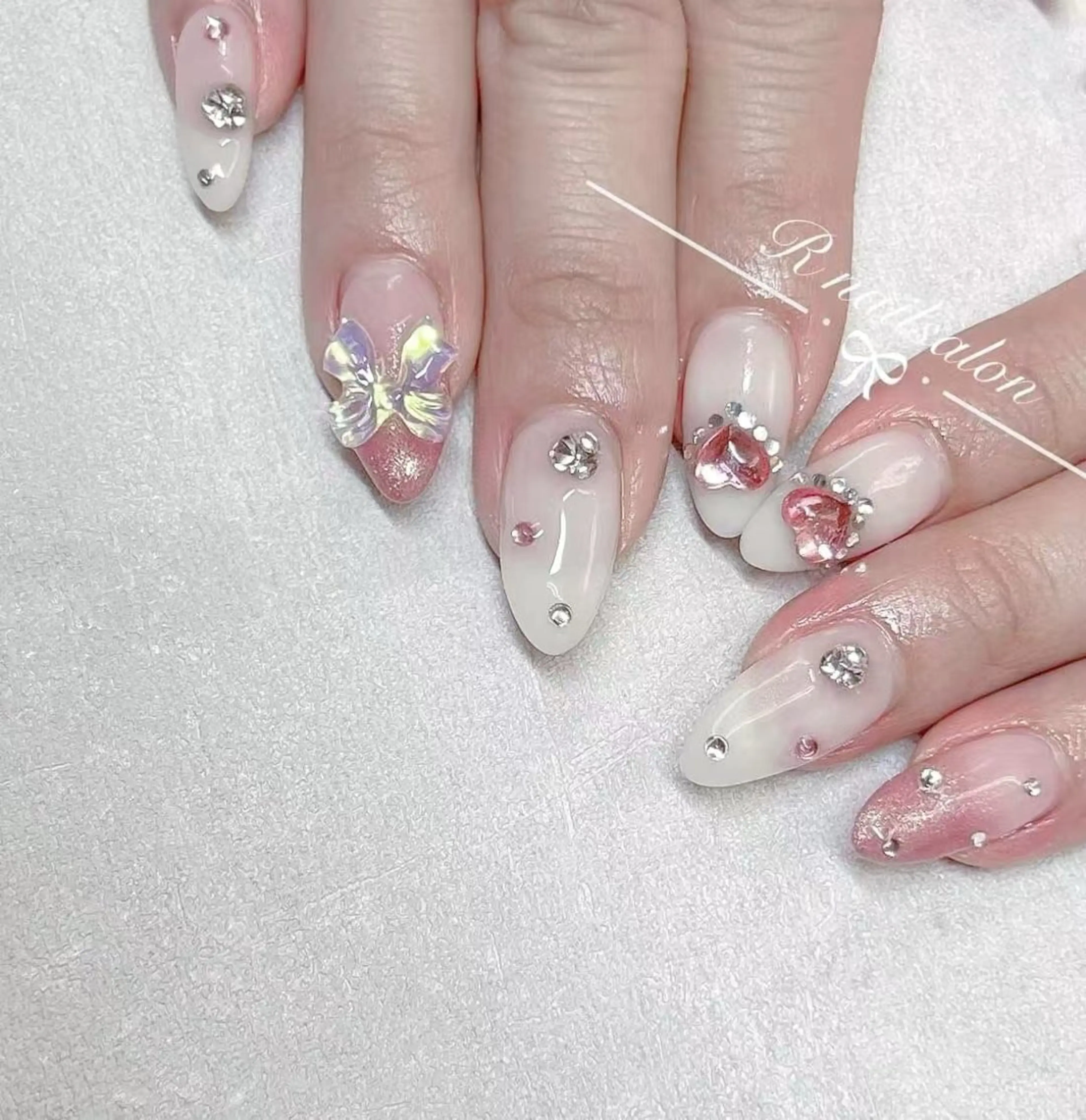 セミロング ハンドネイル R NAILSALONのネイルデザイン
