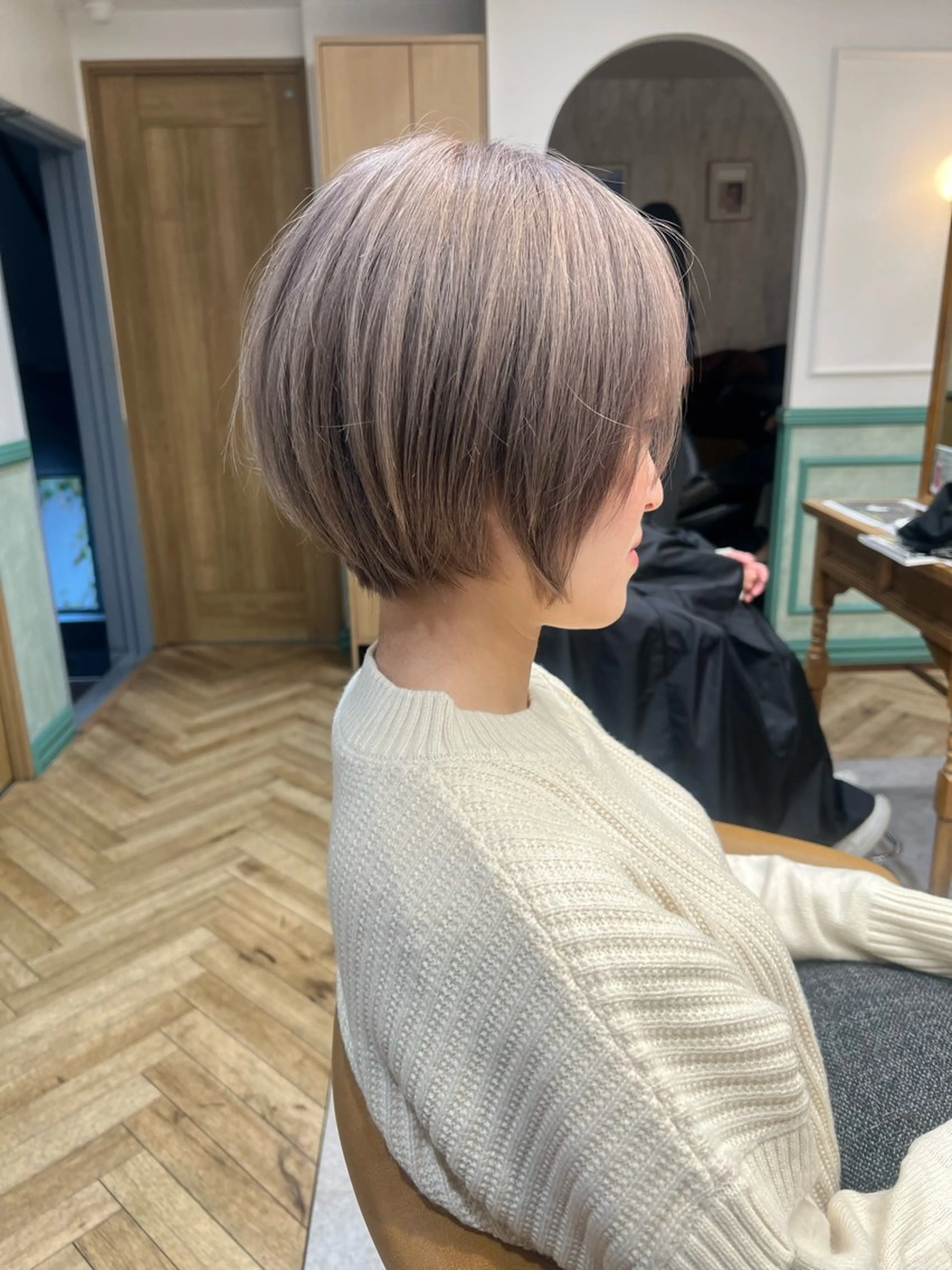 ショート カット ヘアカラー トリートメント 韓国レイヤー/顔周り /縮毛矯正/羽田航のヘアスタイル