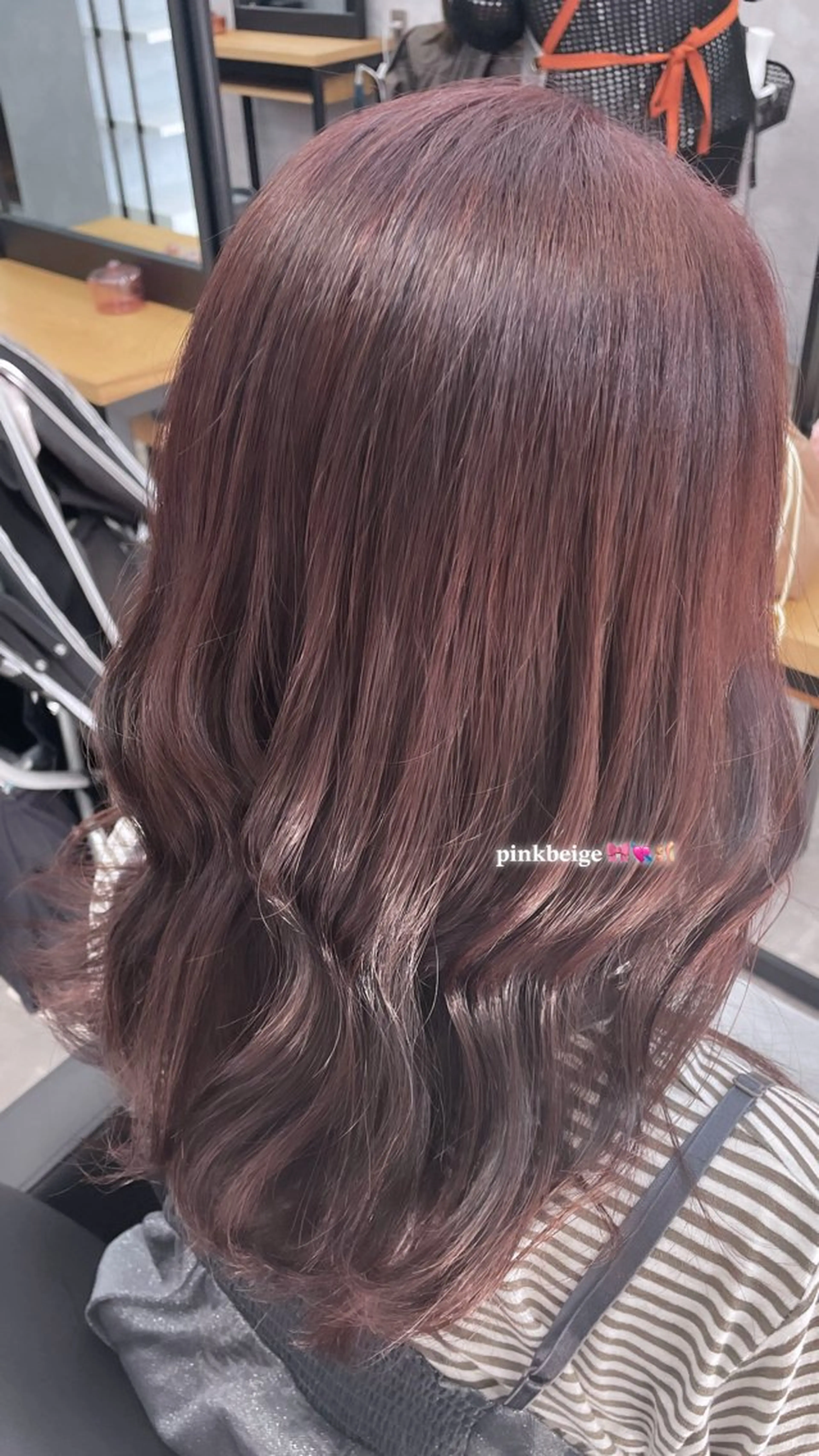 ロング カラー ブリーチ ヘアカラー 柔らかい色味に🎀 KIMU🪡🎀のヘアスタイル
