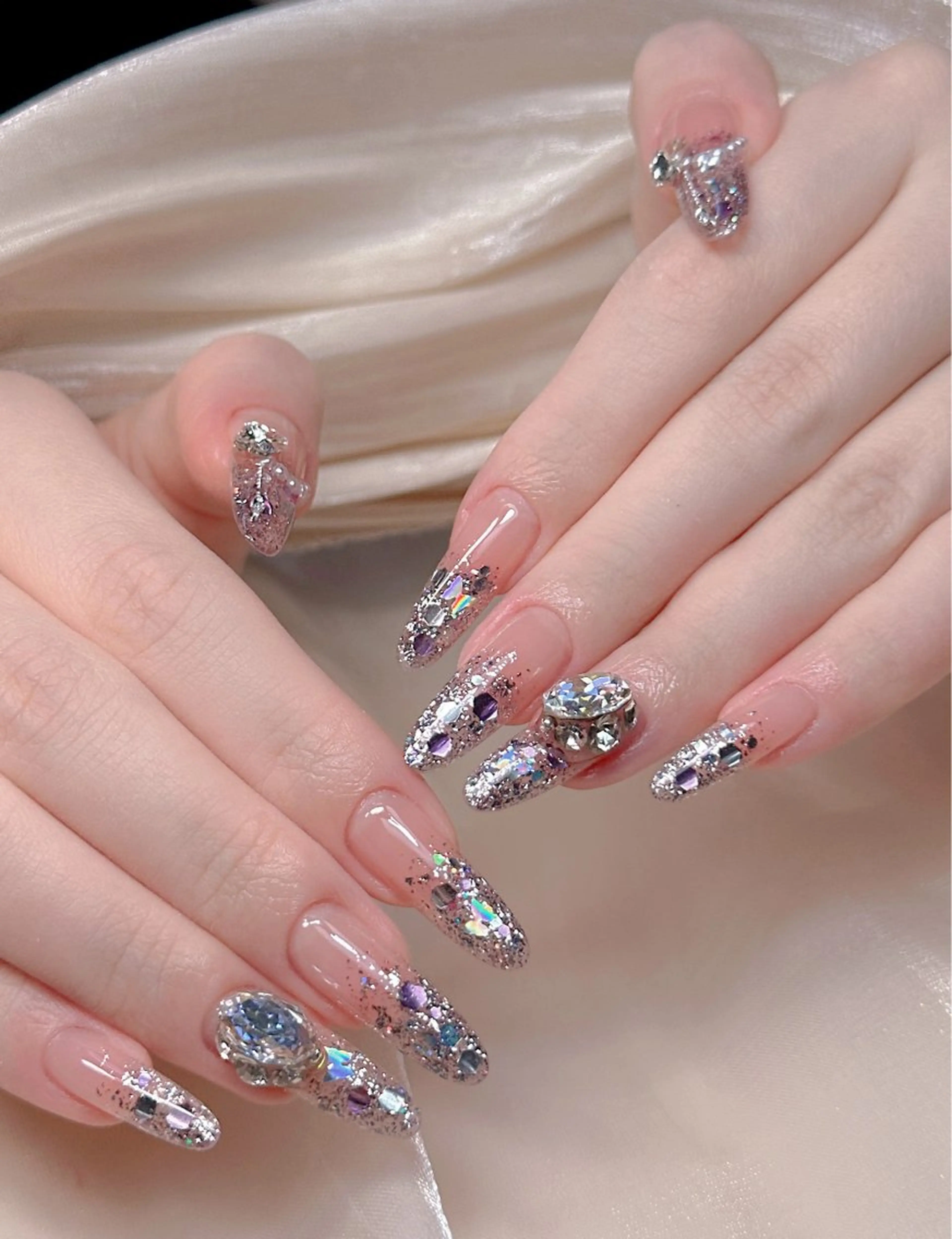 ネイル ハンドネイル Dola Nail ユキンイのネイルデザイン