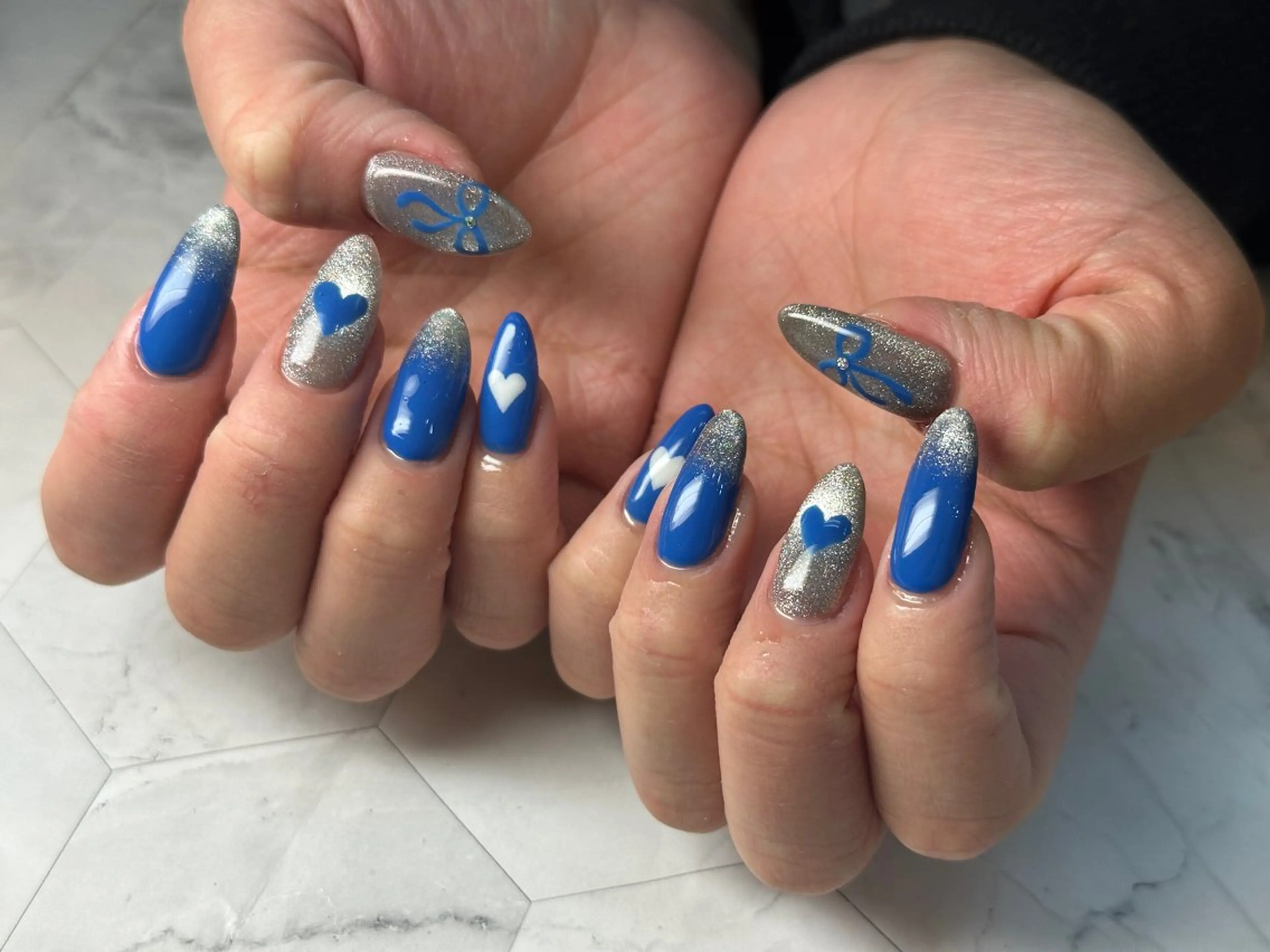 ネイル ハンドネイル Queennail 北堀江AYAのネイルデザイン