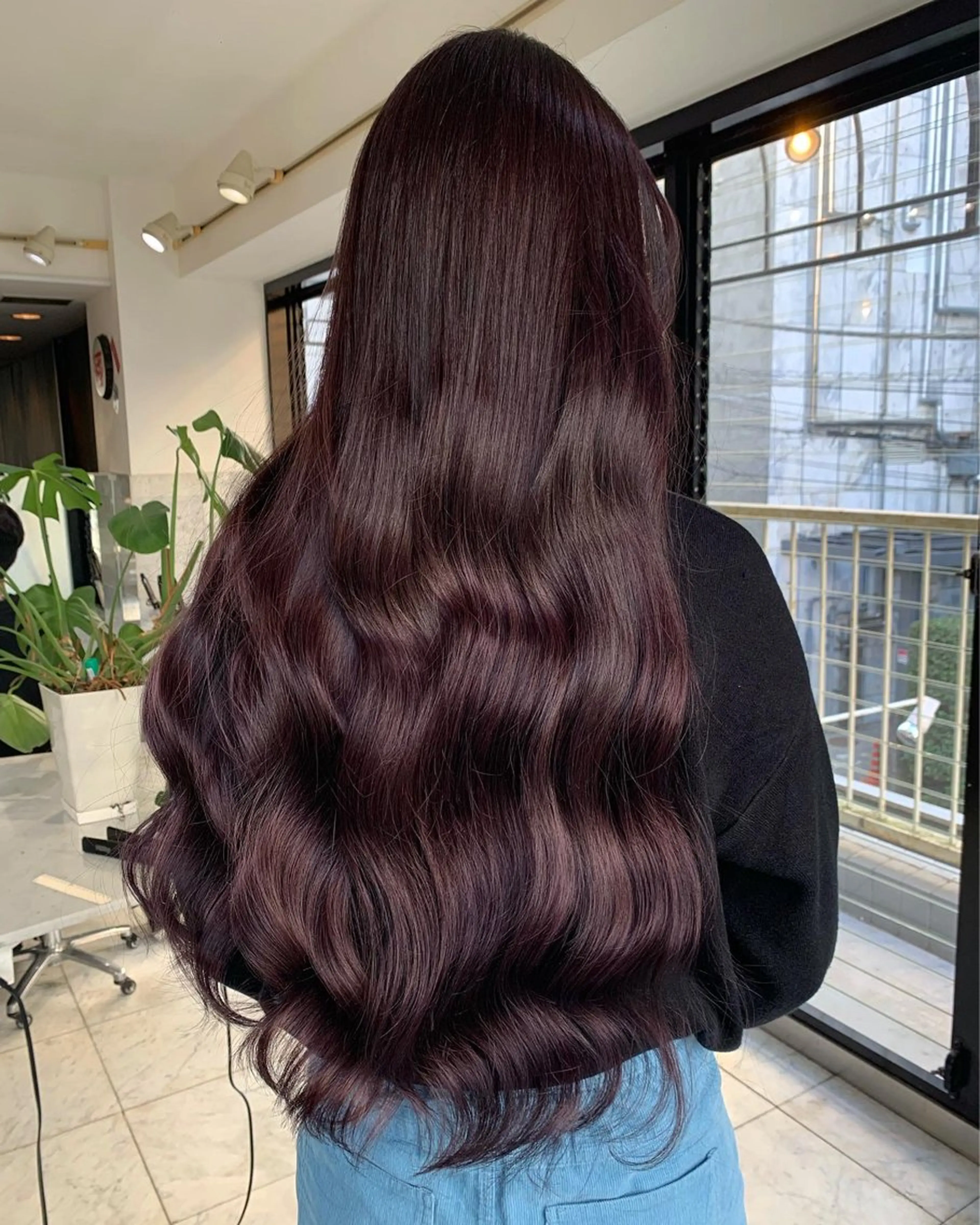 ロング カラー ボルドーカラー ピンクカラー ロング トリートメント RYOSUKE ハイトーンのヘアスタイル