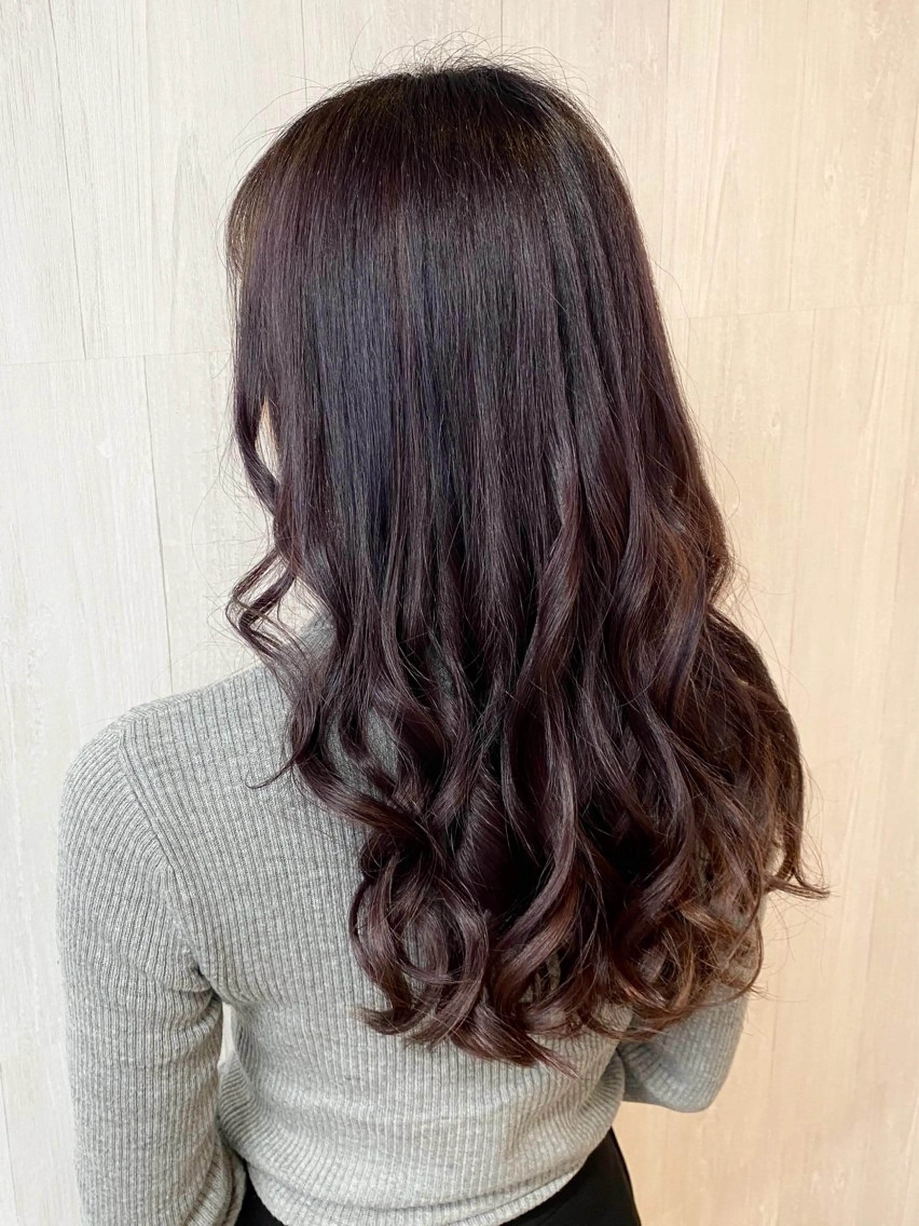 ロング カラー ピンクカラー バイオレットカラー カット ヘアカラー トリートメント ヘッドスパ GLOSS 心斎橋 山上のヘアスタイル